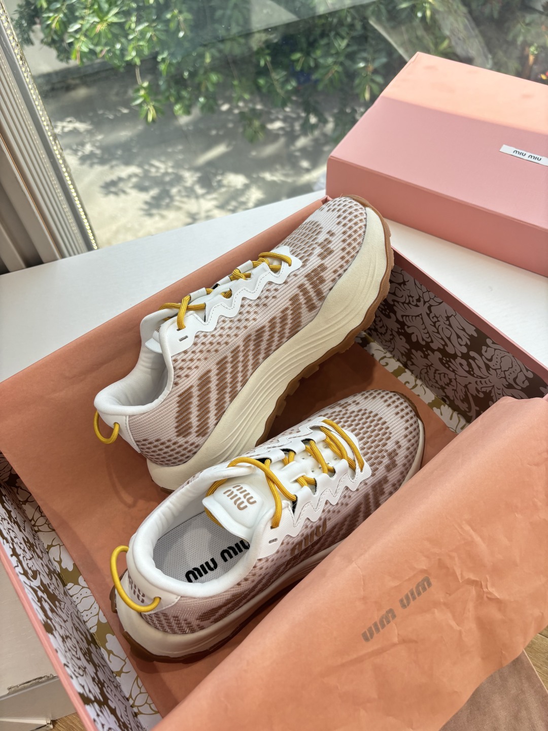 MiuMiu 미우미우 스니커즈 운동화 신발