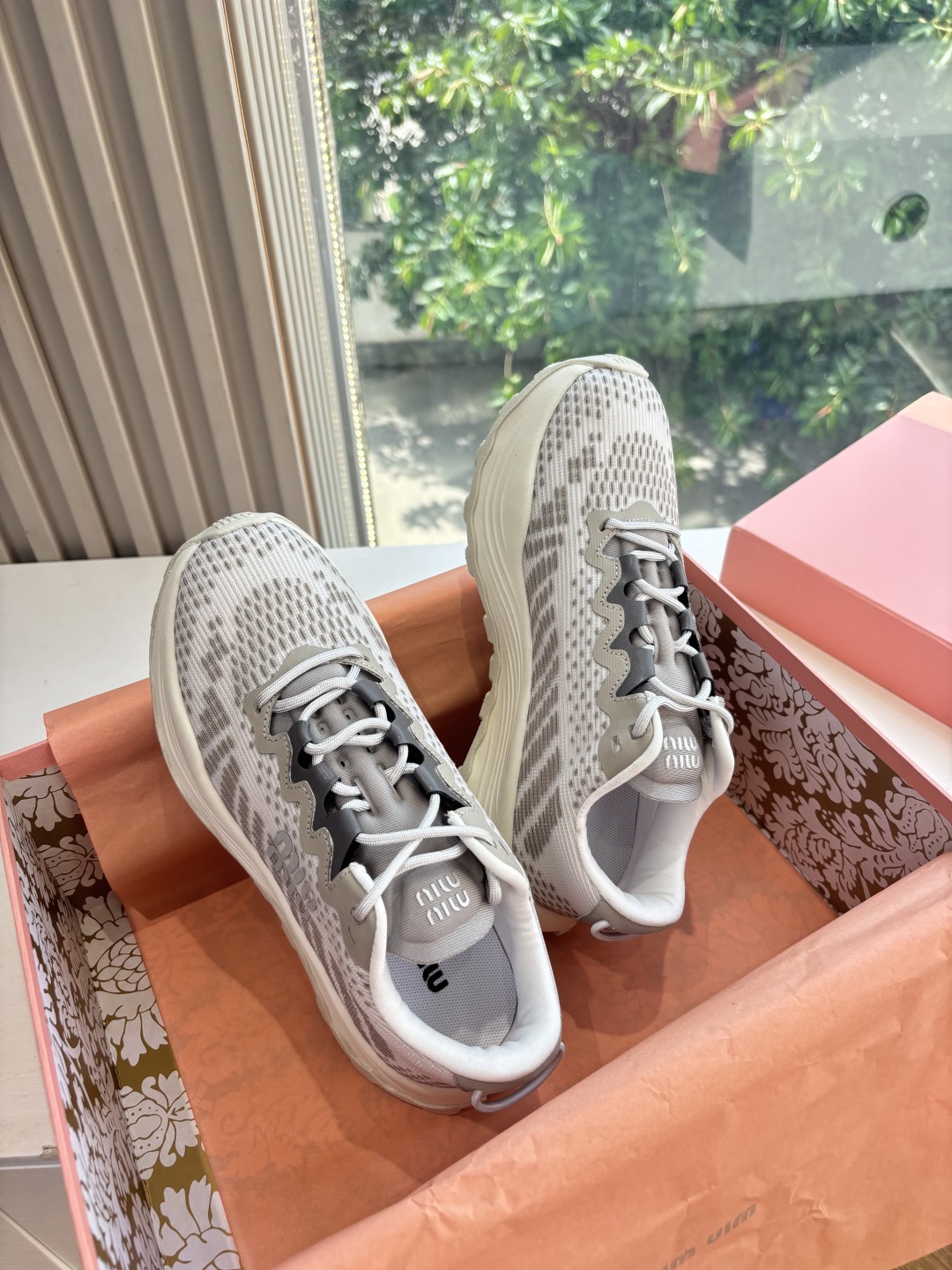 MiuMiu 미우미우 스니커즈 운동화 신발