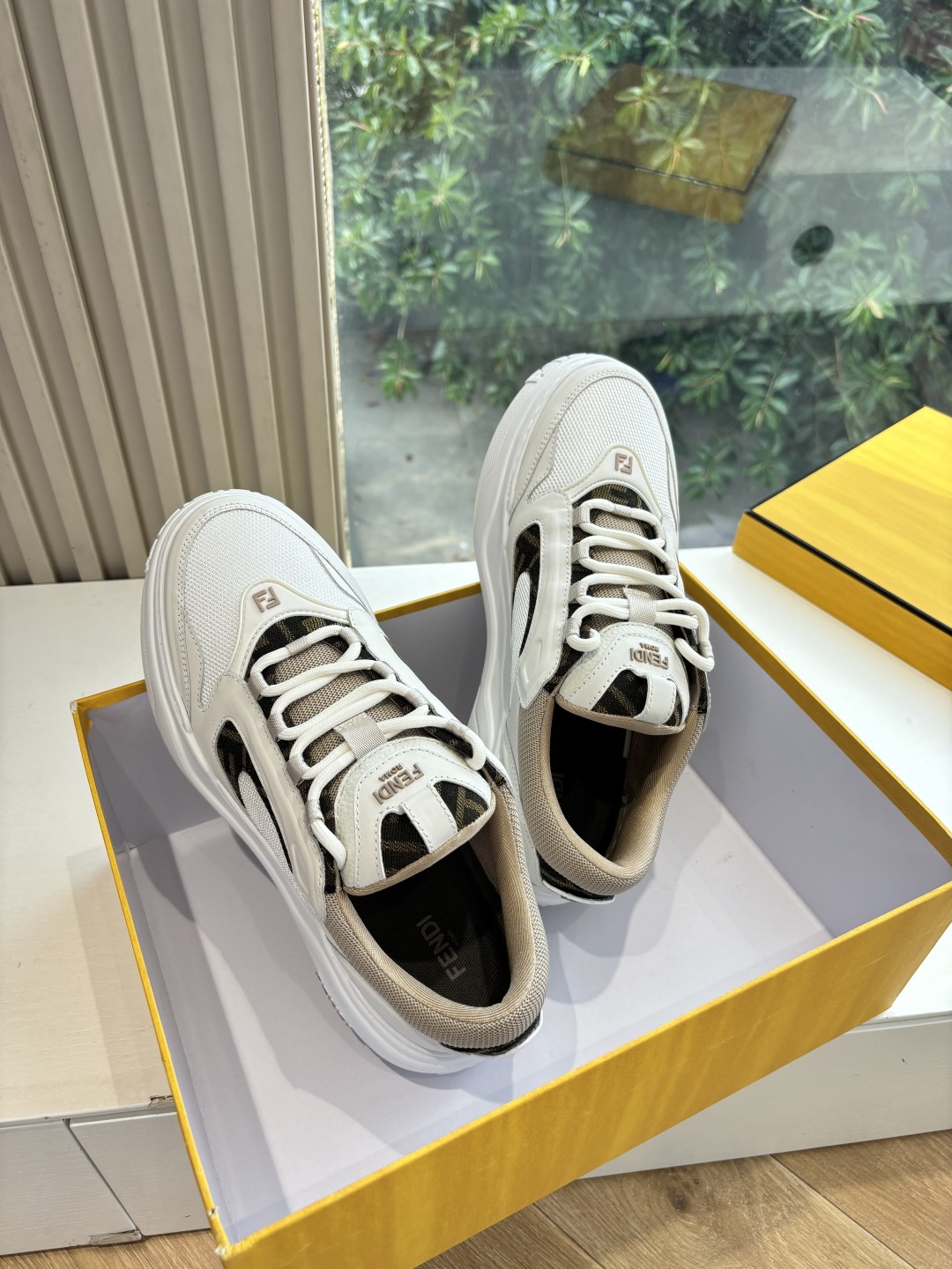 Fendi 펜디 스니커즈 운동화 신발