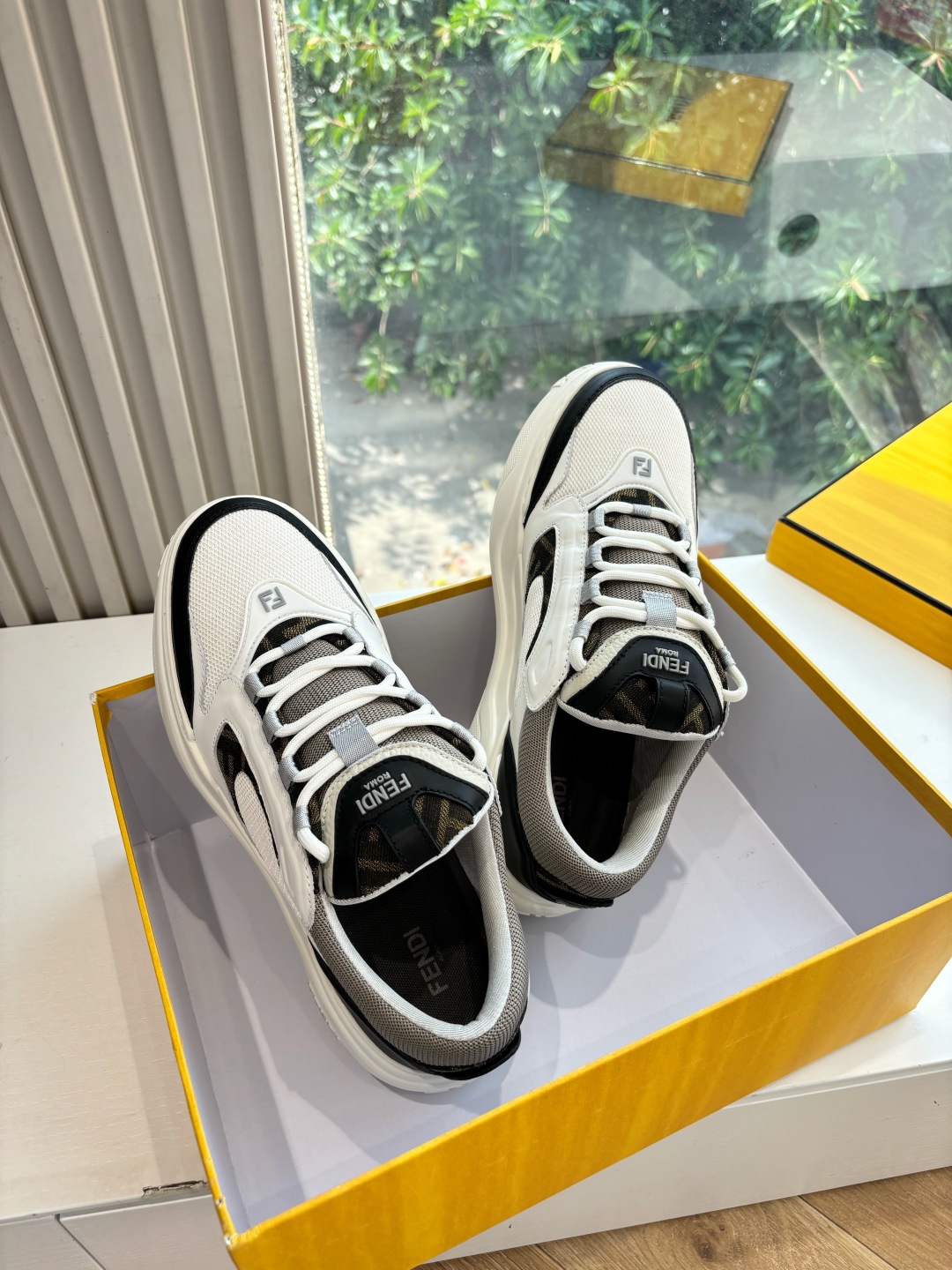 Fendi 펜디 스니커즈 운동화 신발