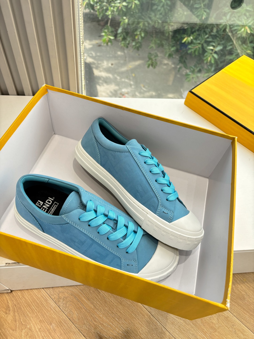 Fendi 펜디 캐주얼 스니커즈 운동화 신발