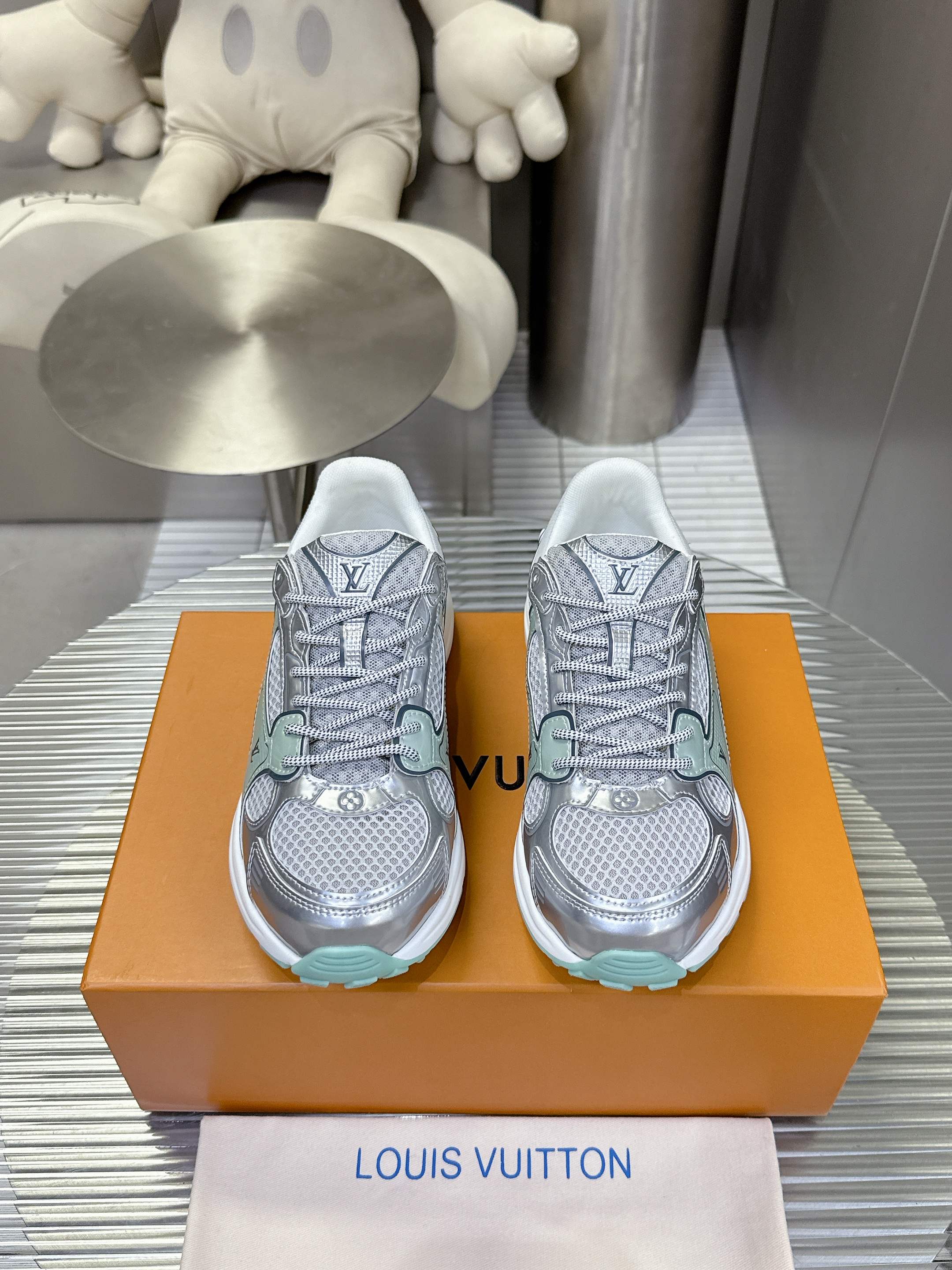 LV Olympia 루이비통 스니커즈 운동화 신발