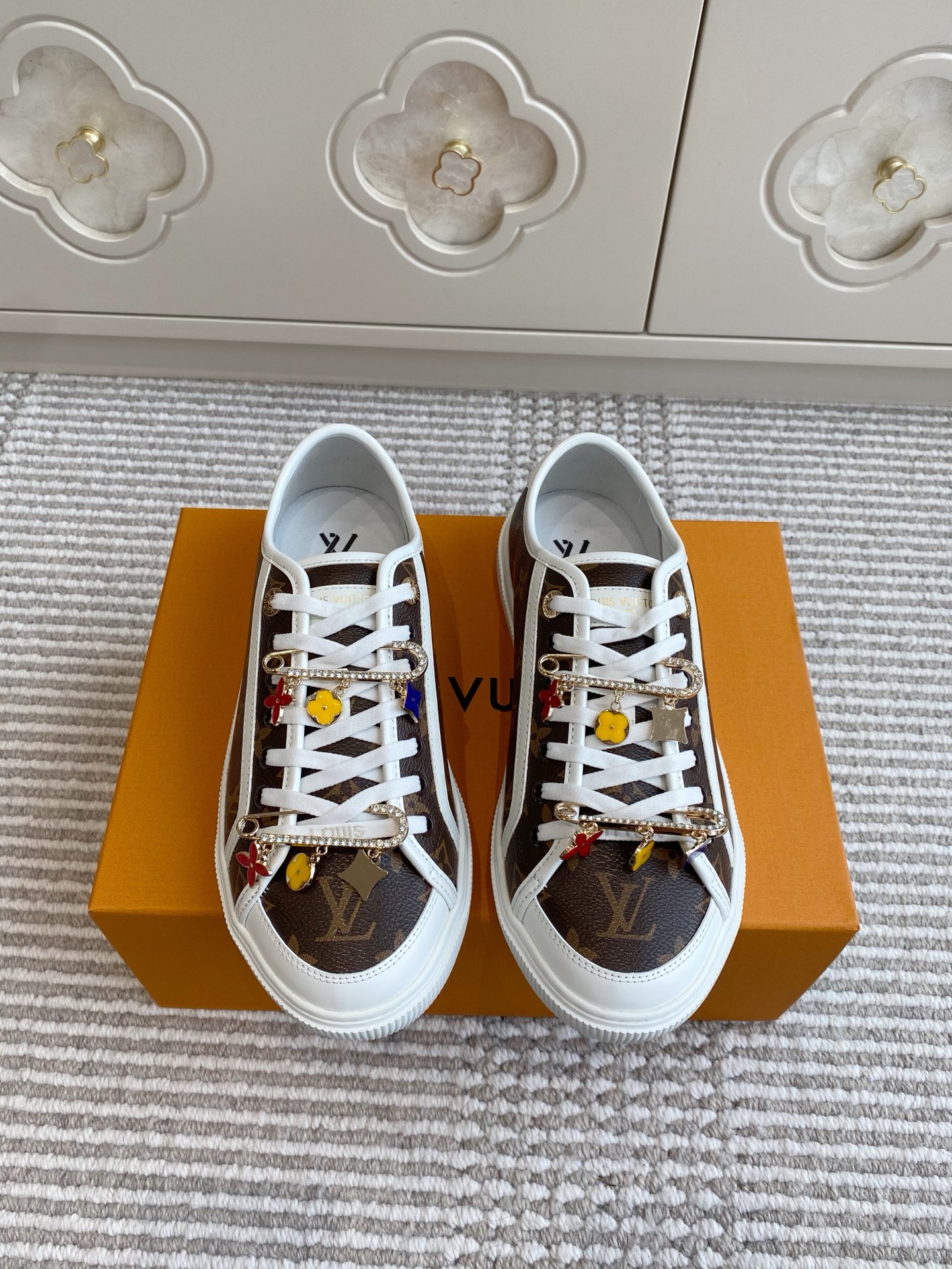 Louis Vuitton LV 루이비통 스니커즈 신발 운동화