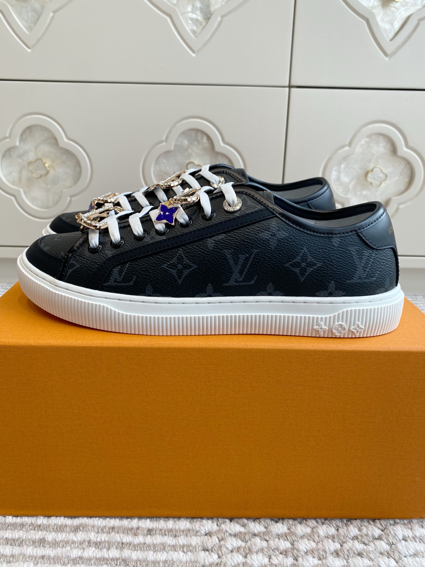 Louis Vuitton LV 루이비통 스니커즈 신발 운동화