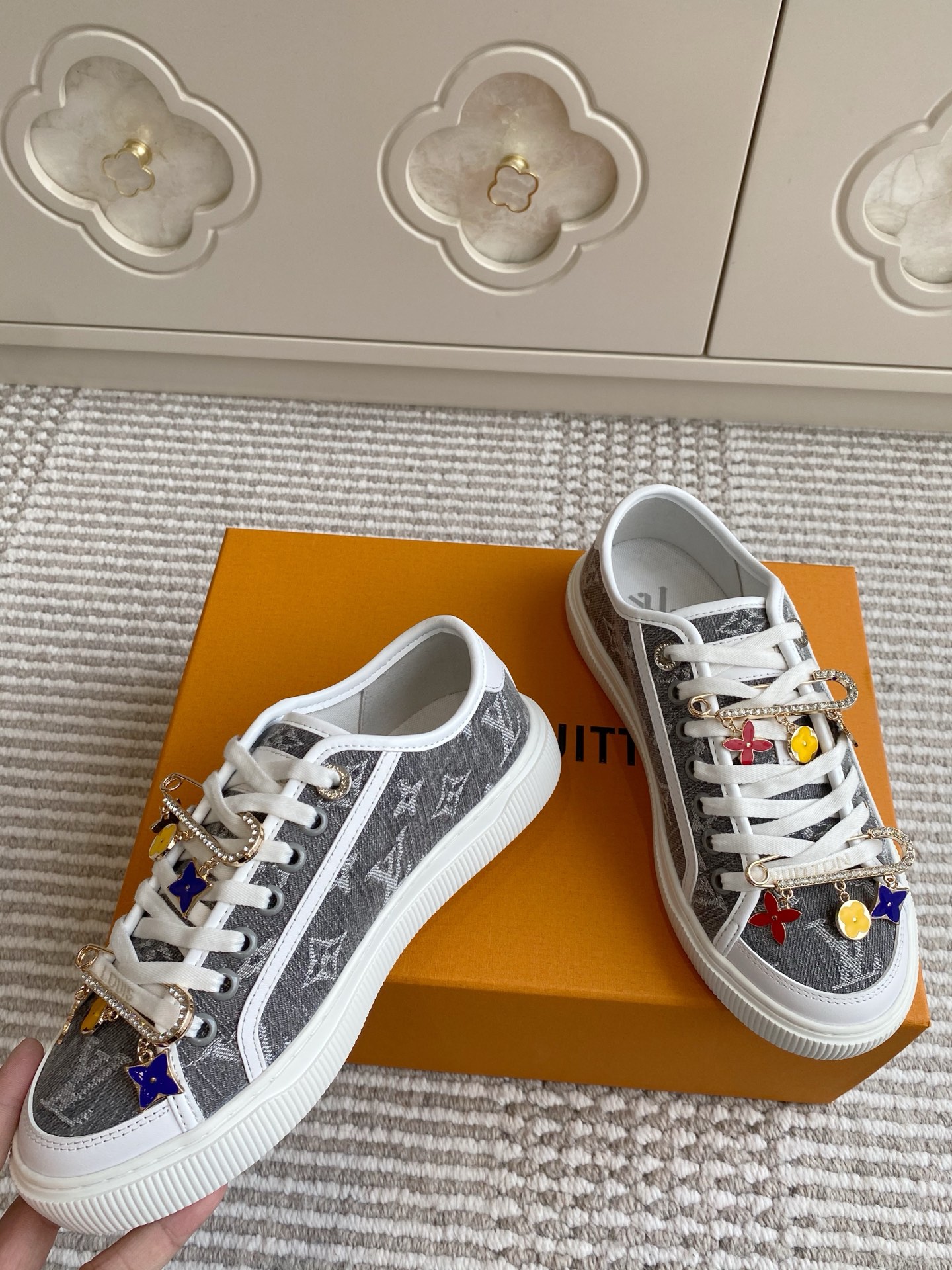 Louis Vuitton LV 루이비통 스니커즈 신발 운동화