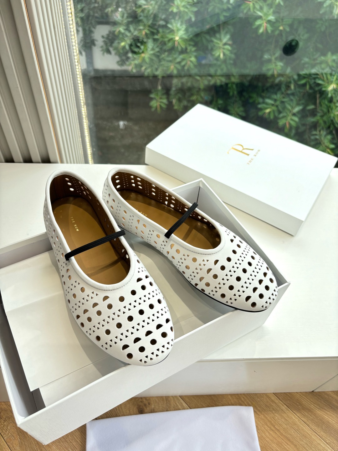 The Row 더 로우 플랫 슈즈 발레 슈즈 신발