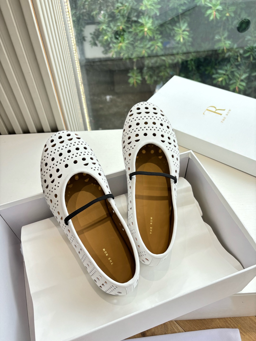 The Row 더 로우 플랫 슈즈 발레 슈즈 신발