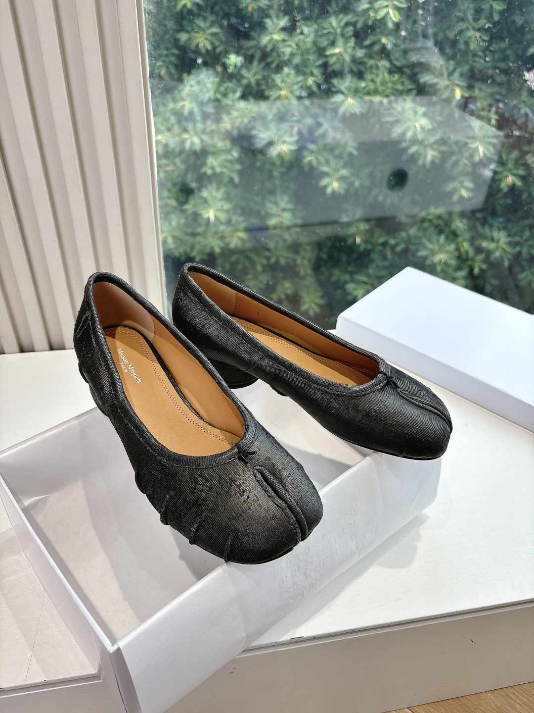 Maison Margiela 메종 마르지엘라 MM6 굽 플랫 슈즈 신발