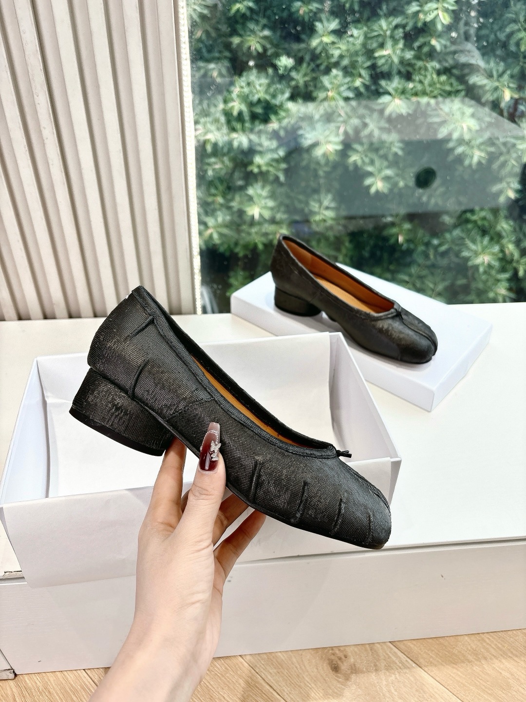 Maison Margiela 메종 마르지엘라 MM6 굽 플랫 슈즈 신발