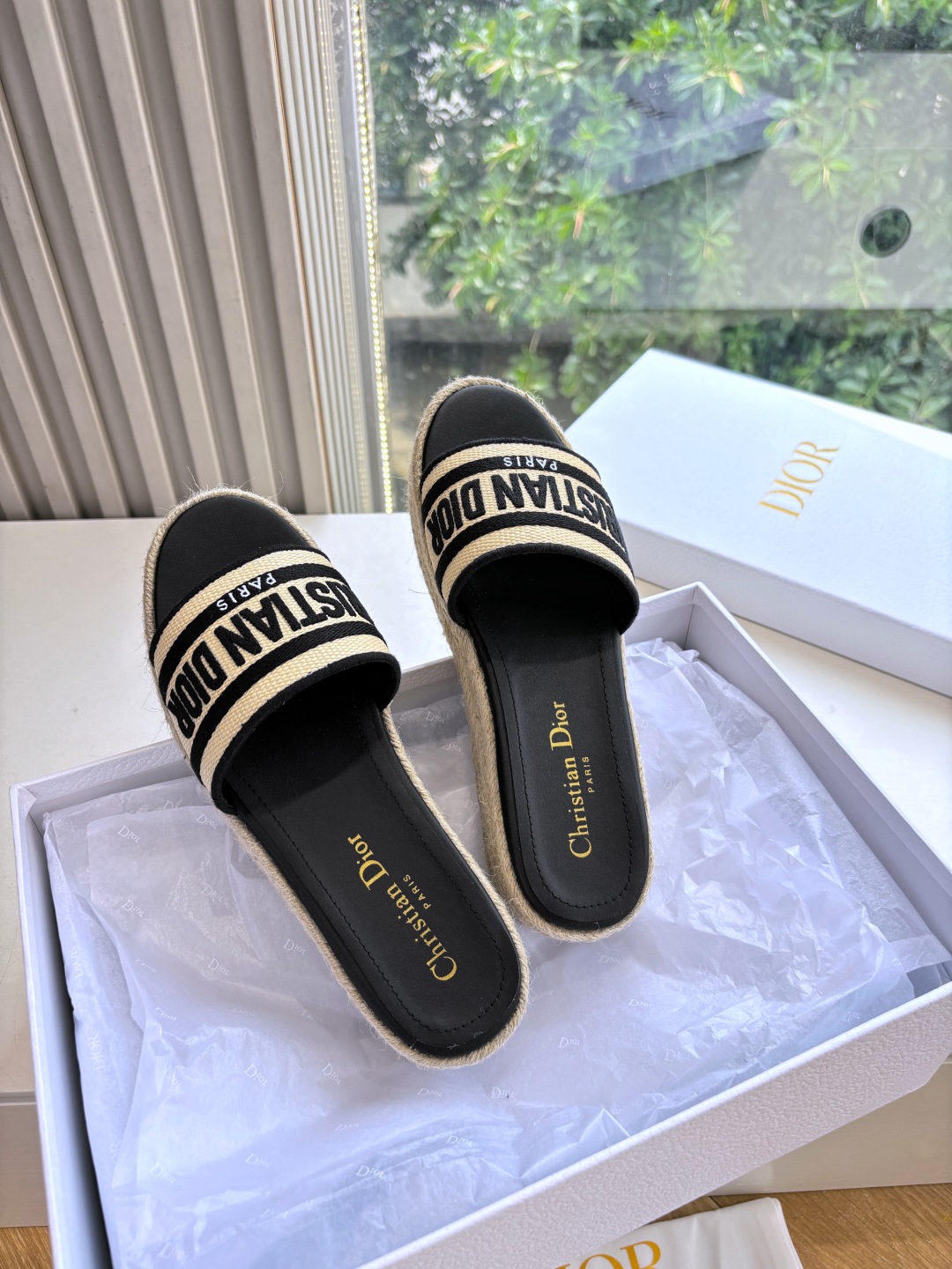 Dior CD 디올 자수 슬리퍼 샌들 신발