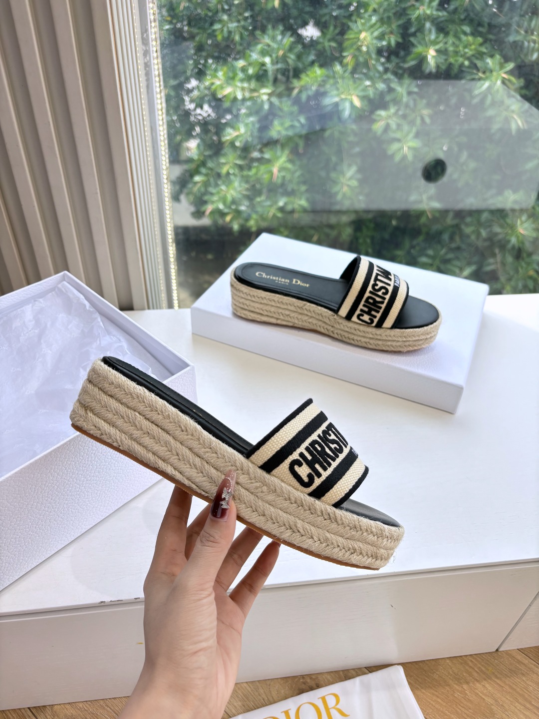 Dior CD 디올 자수 슬리퍼 샌들 신발