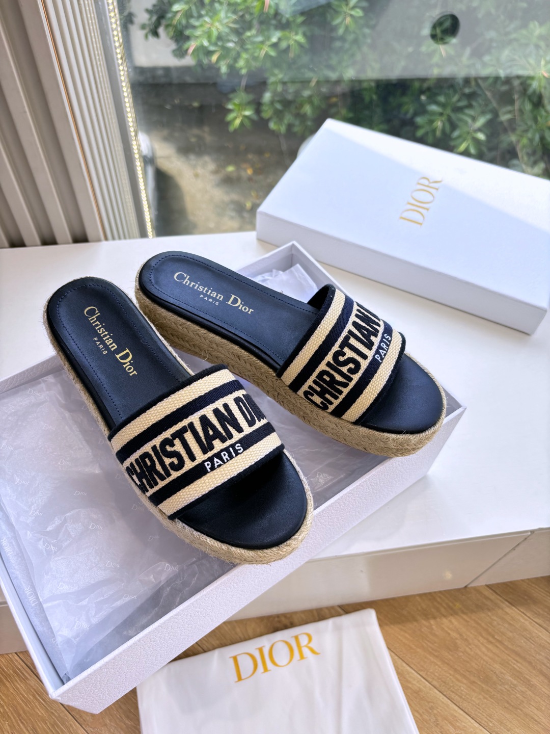 Dior CD 디올 자수 슬리퍼 샌들 신발