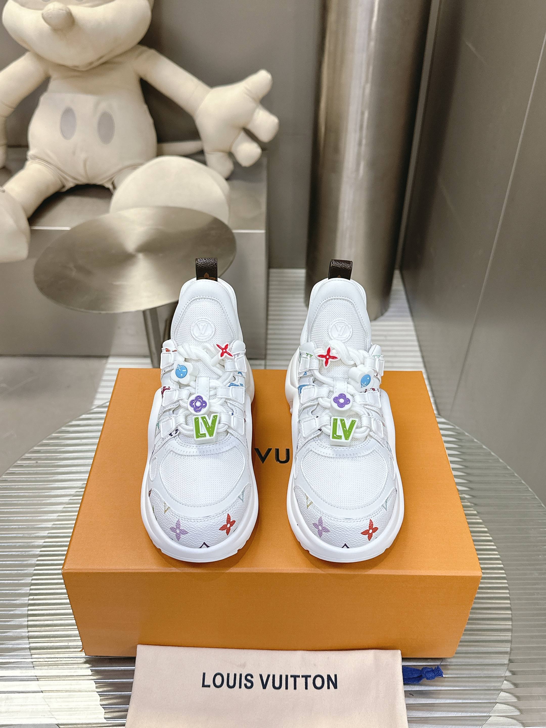 Louis Vuitton LV 루이비통 스니커즈 신발