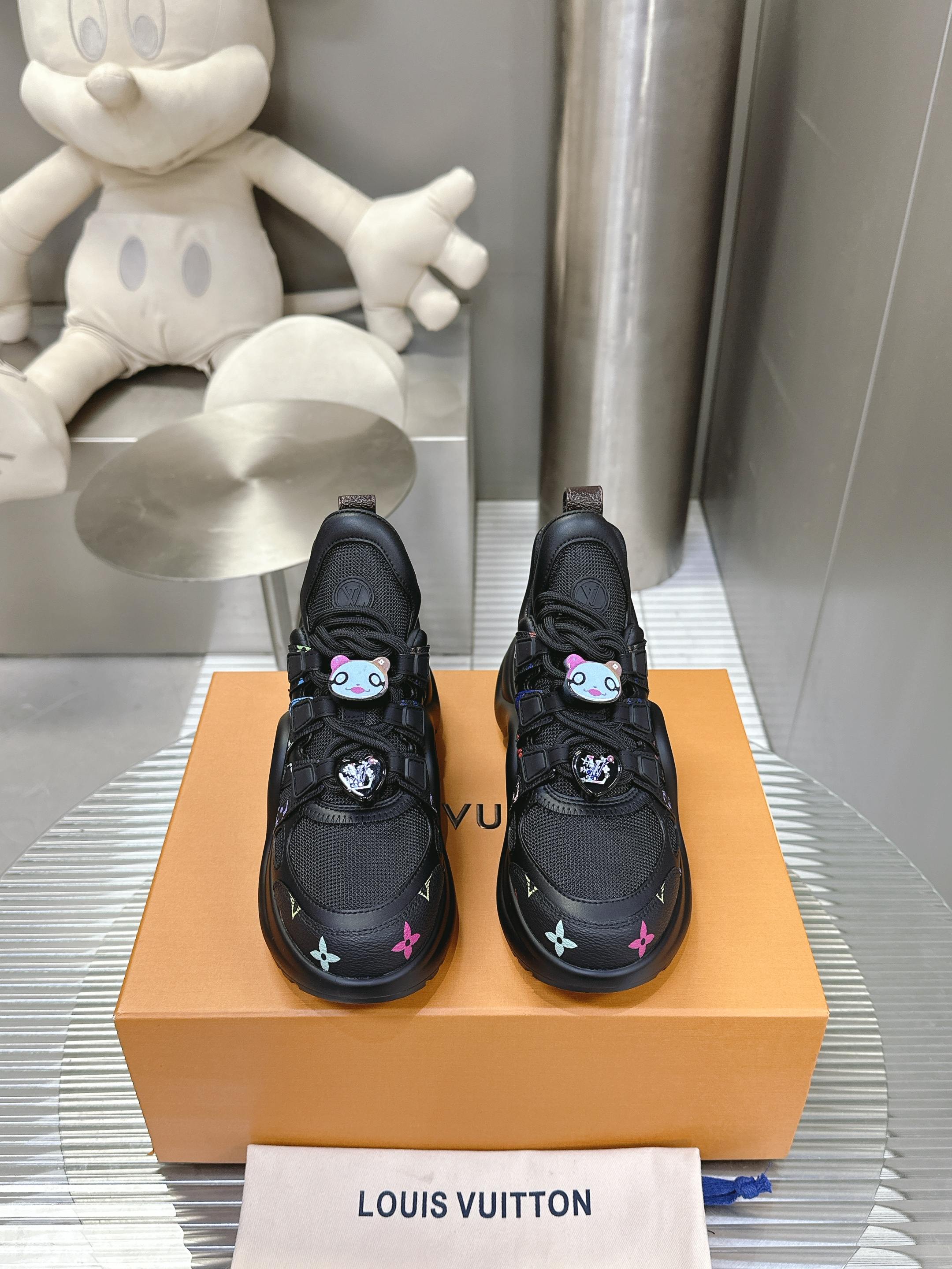 Louis Vuitton LV 루이비통 스니커즈 신발