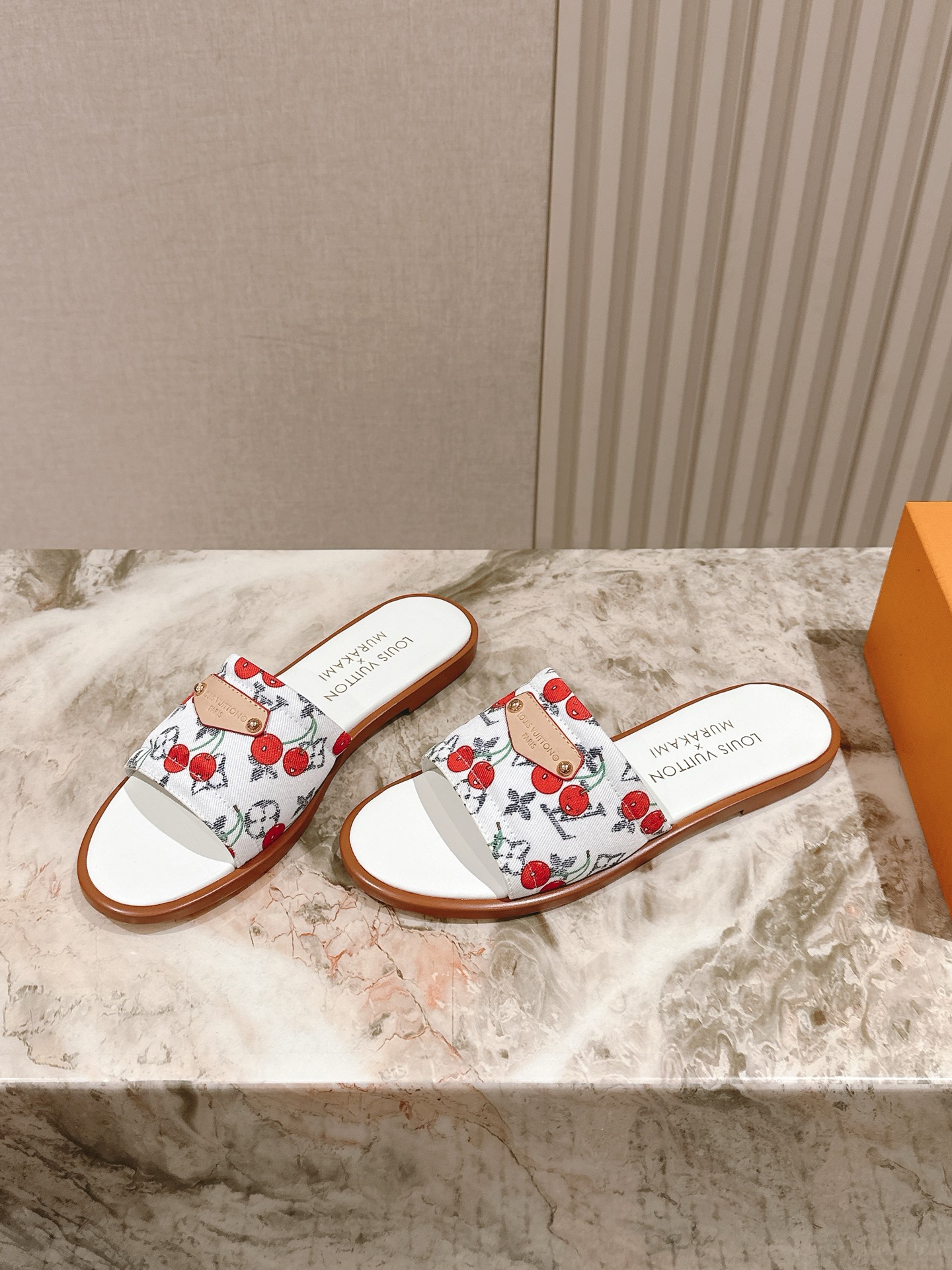 LV 루이비통 플랫 슬리퍼 샌들 신발