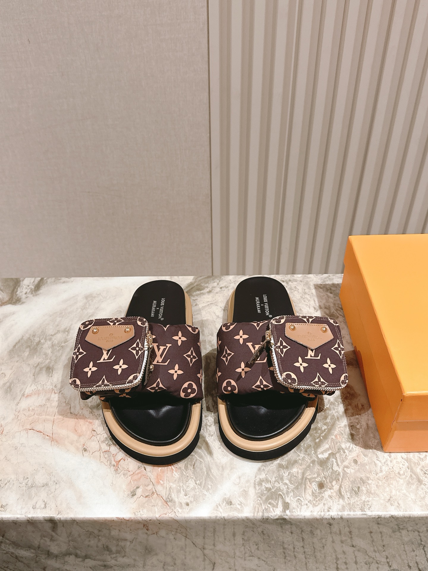 LV 루이비통 슬리퍼 샌들 신발