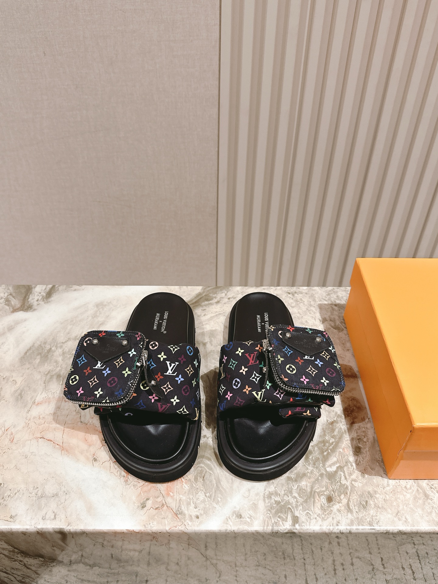 LV 루이비통 슬리퍼 샌들 신발