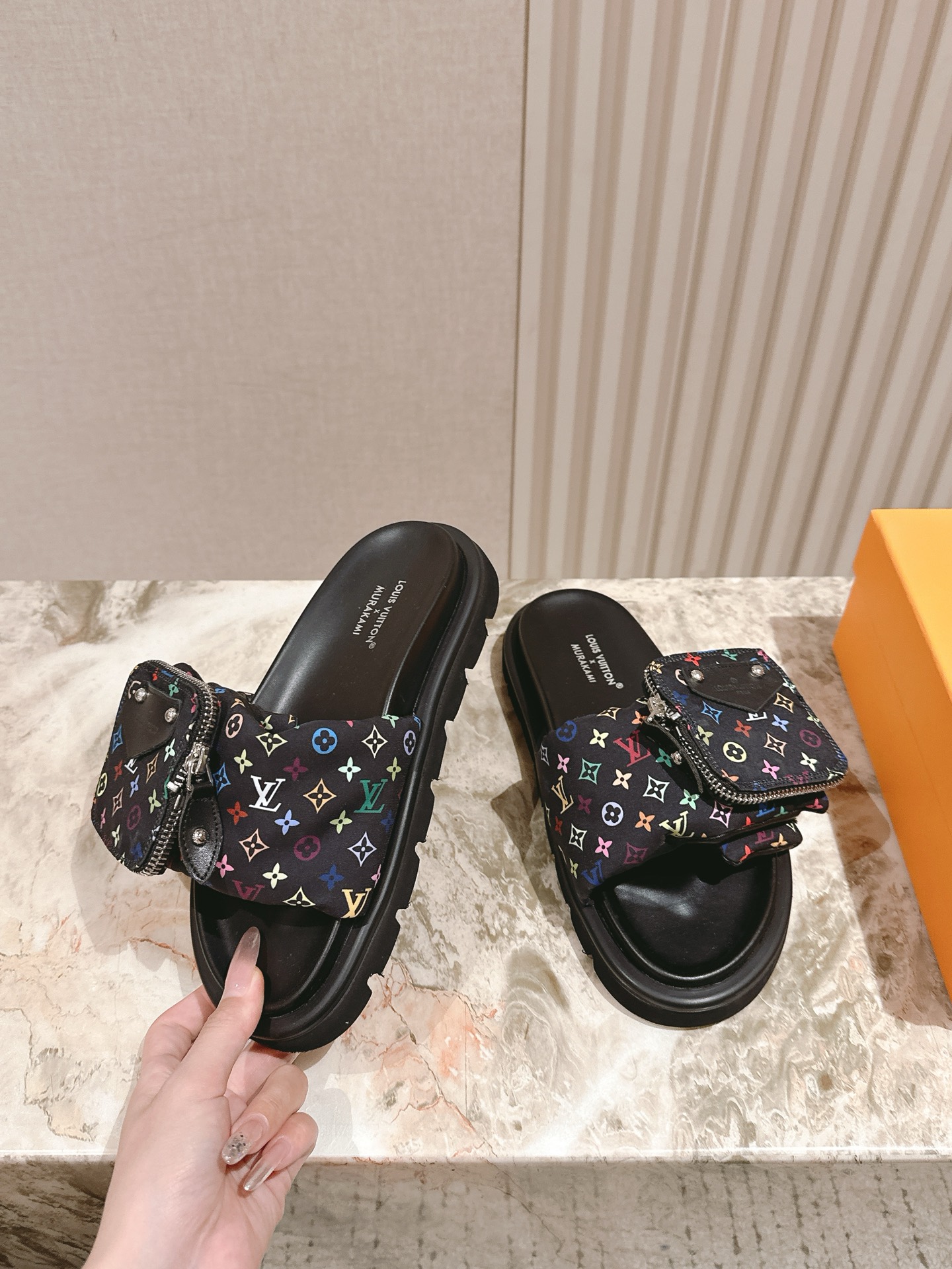LV 루이비통 슬리퍼 샌들 신발
