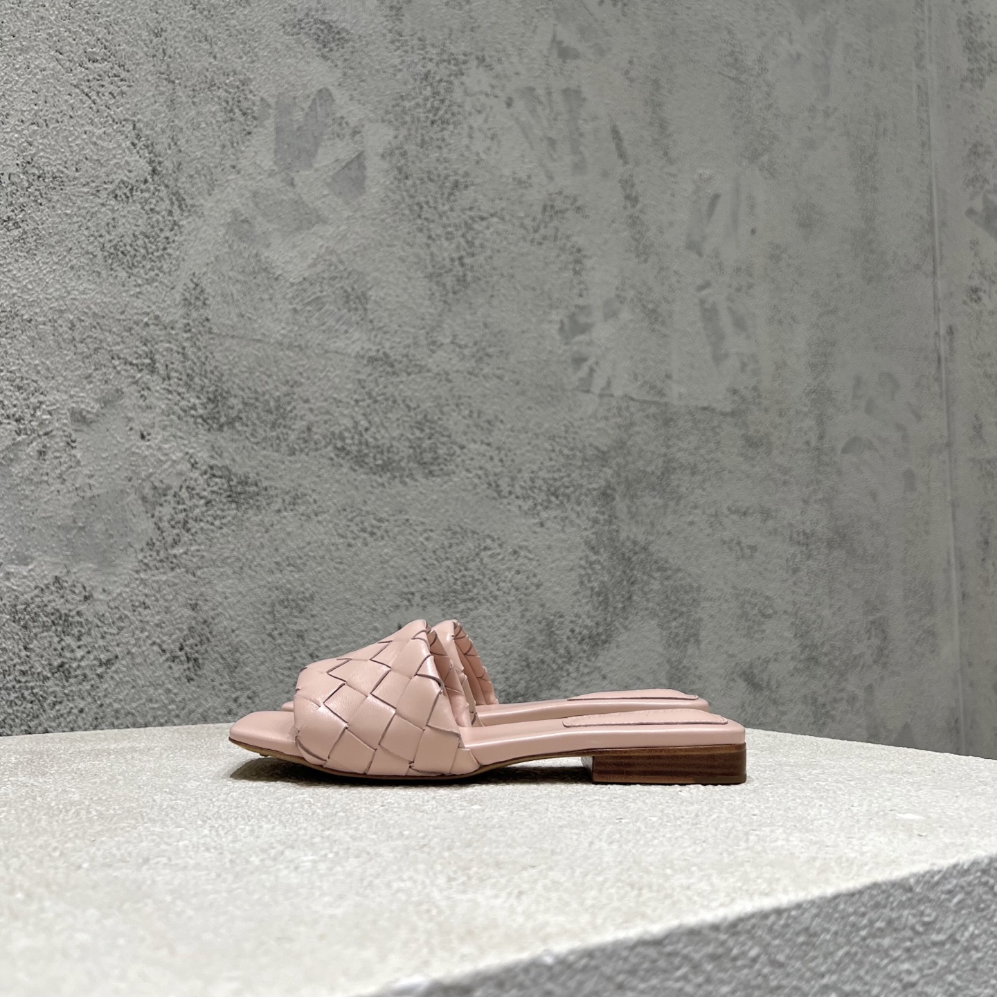 Bottega Veneta BV 보테가베네타 여성 뮬 슬리퍼 샌들 신발