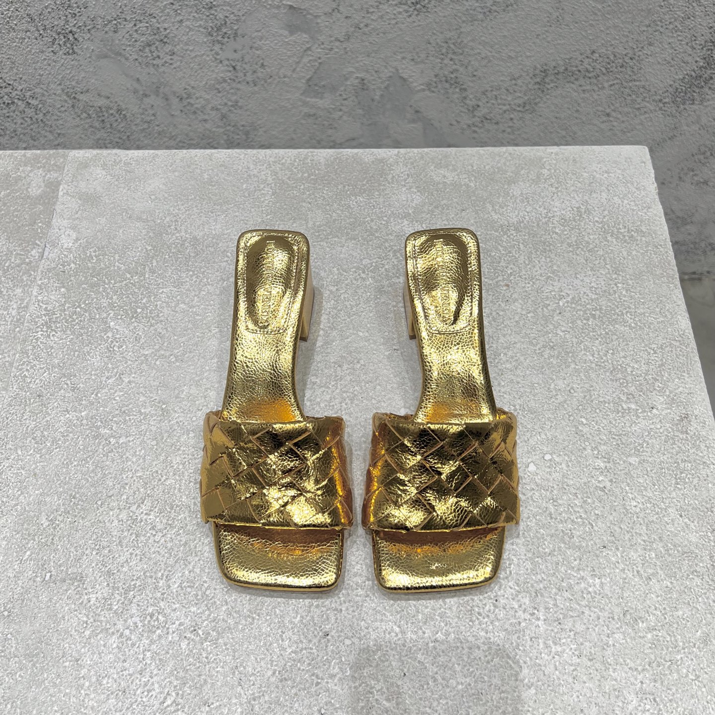 Bottega Veneta BV 보테가베네타 여성 뮬 슬리퍼 샌들 신발