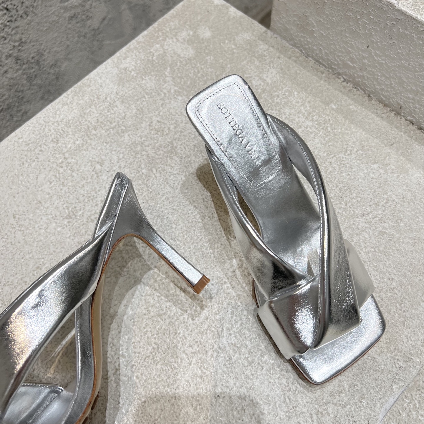 Bottega Veneta BV 보테가베네타 힐 뮬 샌들 슬리퍼 신발