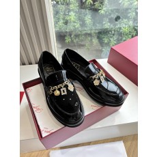 Roger Vivier 로저 비비에 크리스탈 체인 로퍼 구두 신발