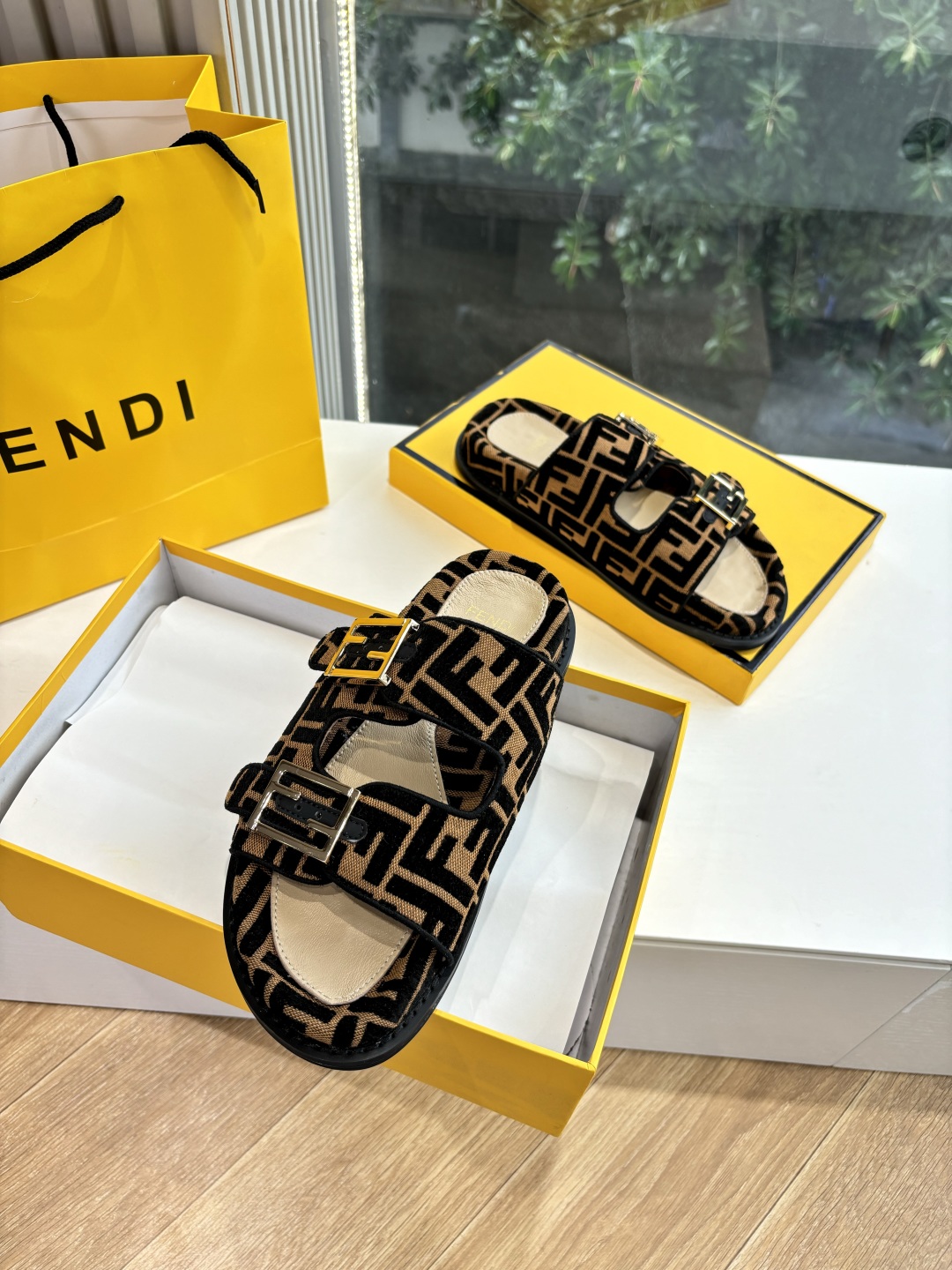 Fendi 펜디 샌들 슬리퍼 신발
