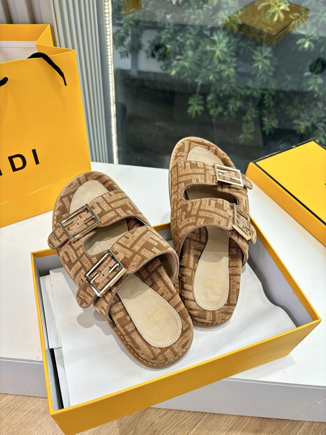 Fendi 펜디 샌들 슬리퍼 신발