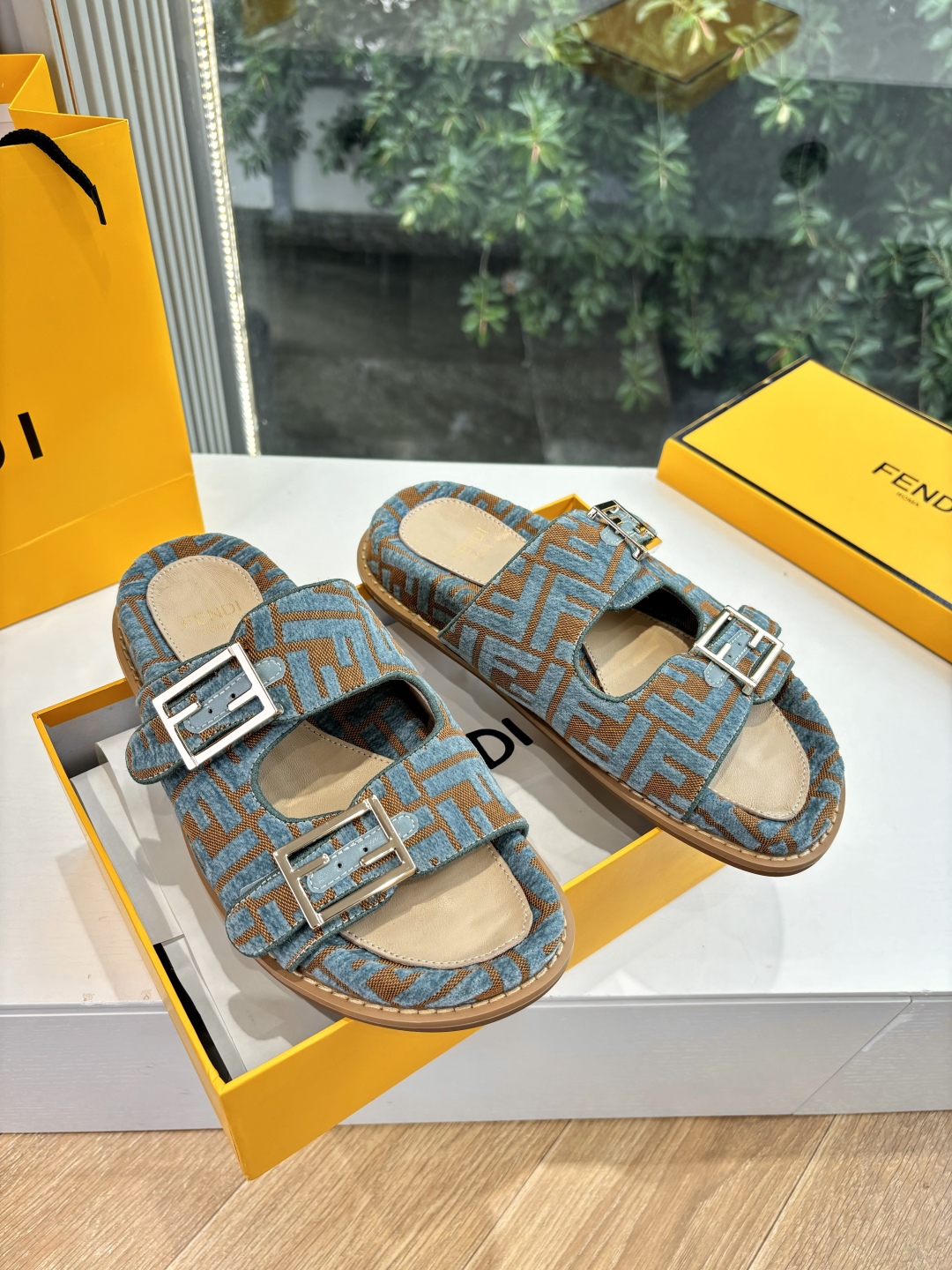 Fendi 펜디 샌들 슬리퍼 신발