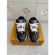 Louis Vuitton LV 루이비통 스니커즈 운동화 신발