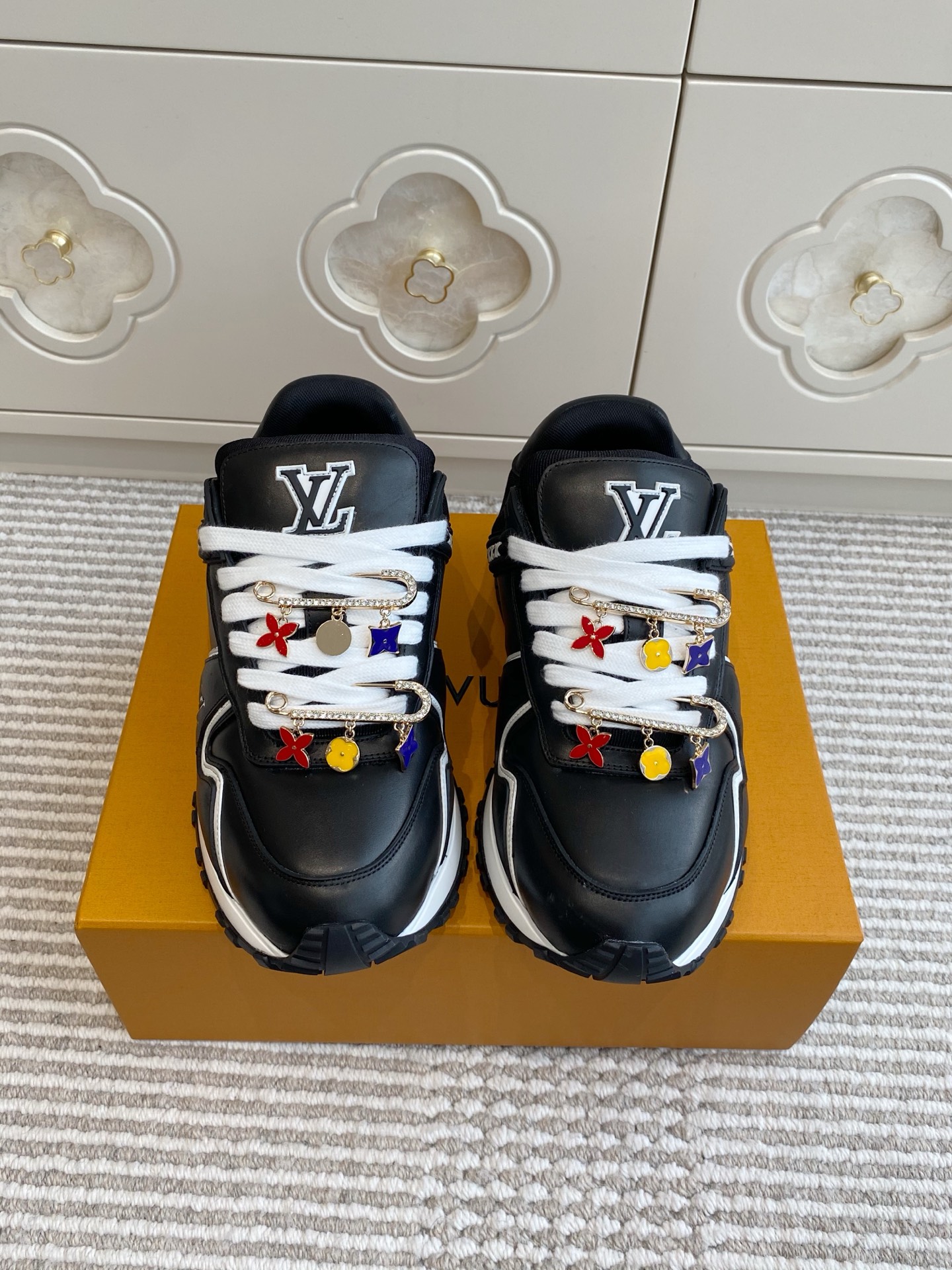 Louis Vuitton LV 루이비통 스니커즈 운동화 신발