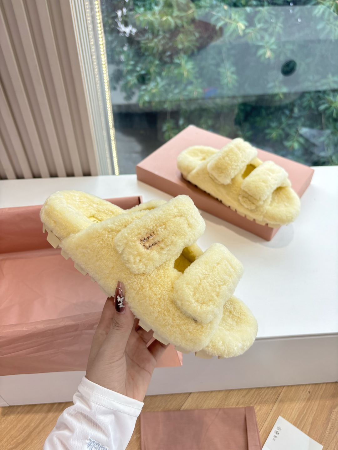 MIUMIU 미우미우 샌들 슬리퍼 신발