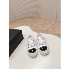 CHANEL 25A 퀼팅 통굽 스니커즈 운동화 신발