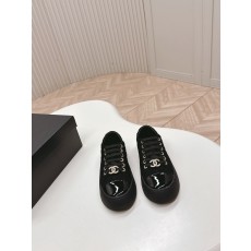 CHANEL 25A 퀼팅 통굽 스니커즈 운동화 신발