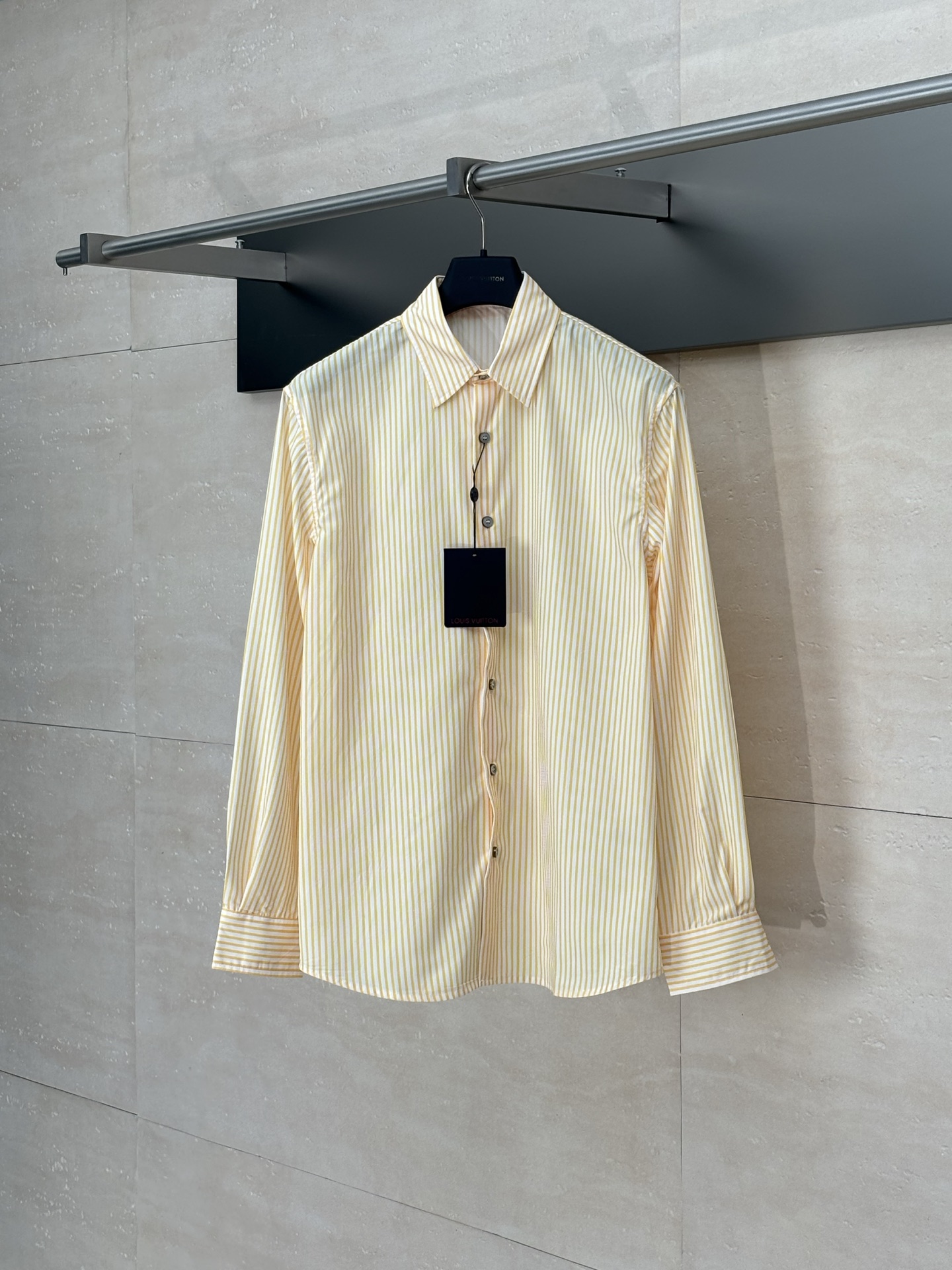 LV 루이비통 스트라이프 코튼 버튼업 셔츠 의류