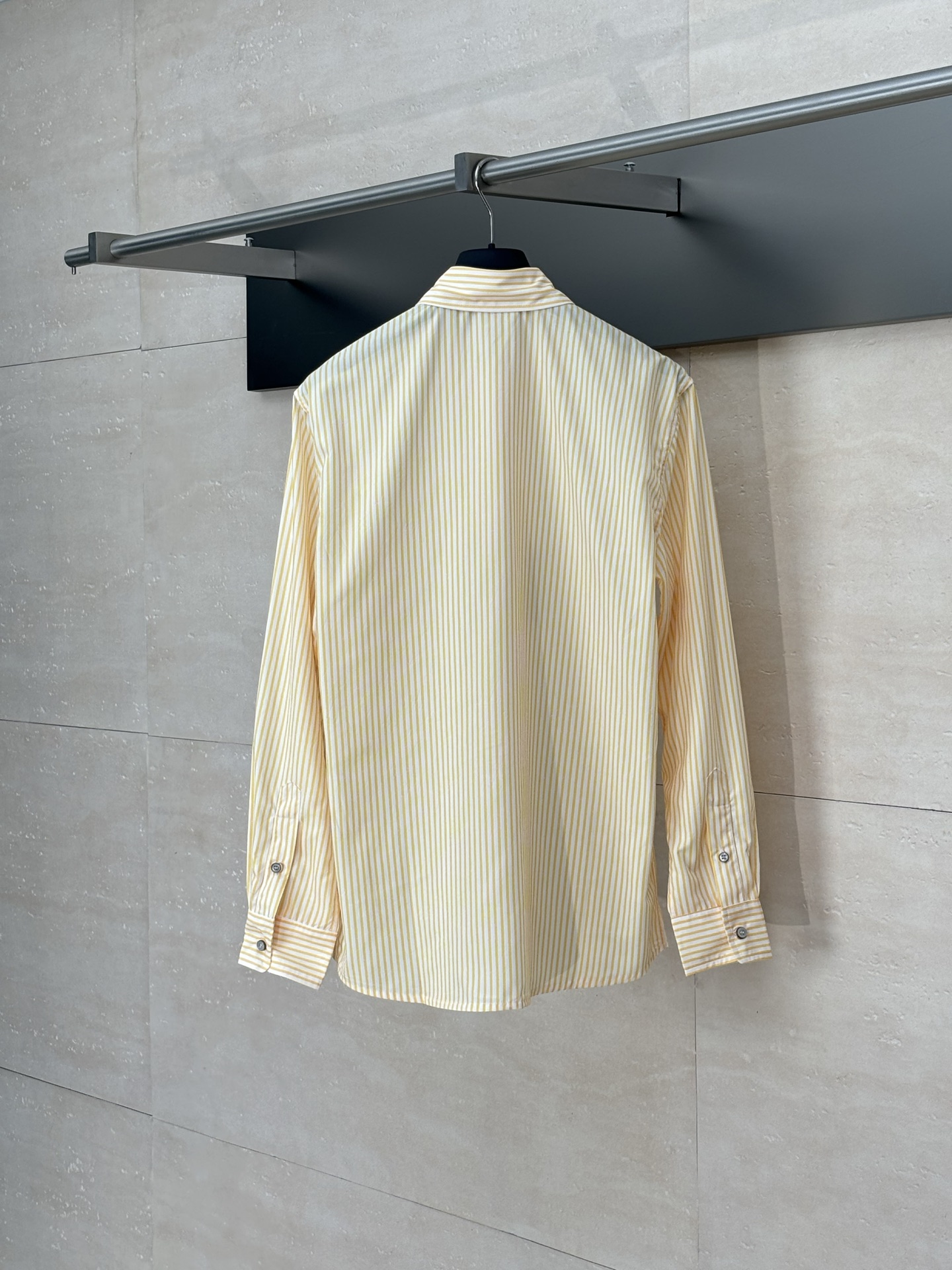 LV 루이비통 스트라이프 코튼 버튼업 셔츠 의류