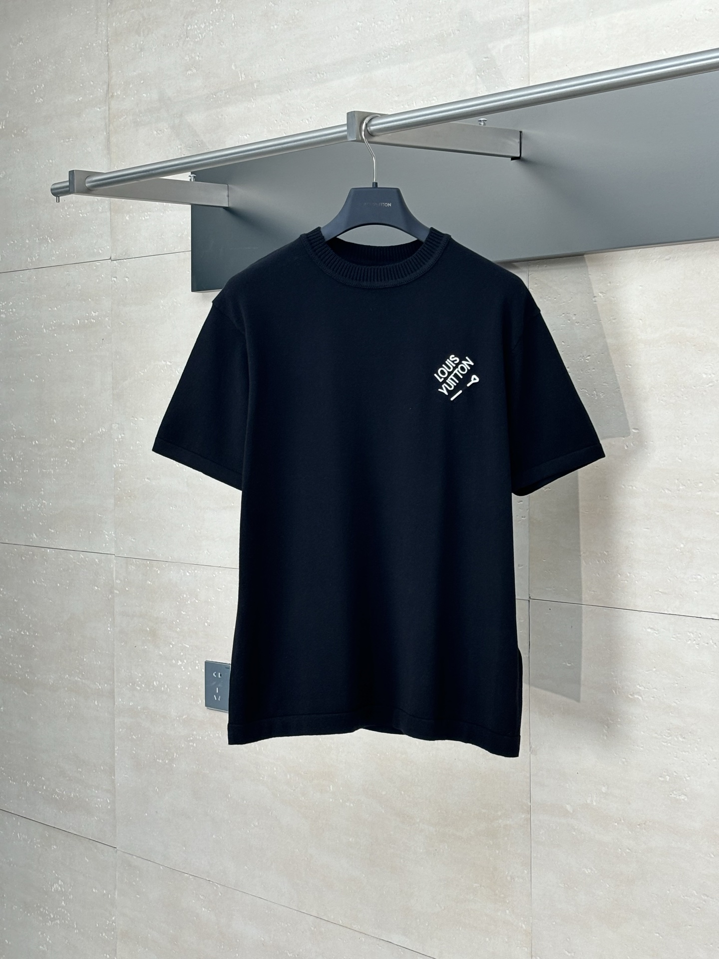 LV 루이비통 오색 핀 디테일 니트 반팔 티셔츠 의류