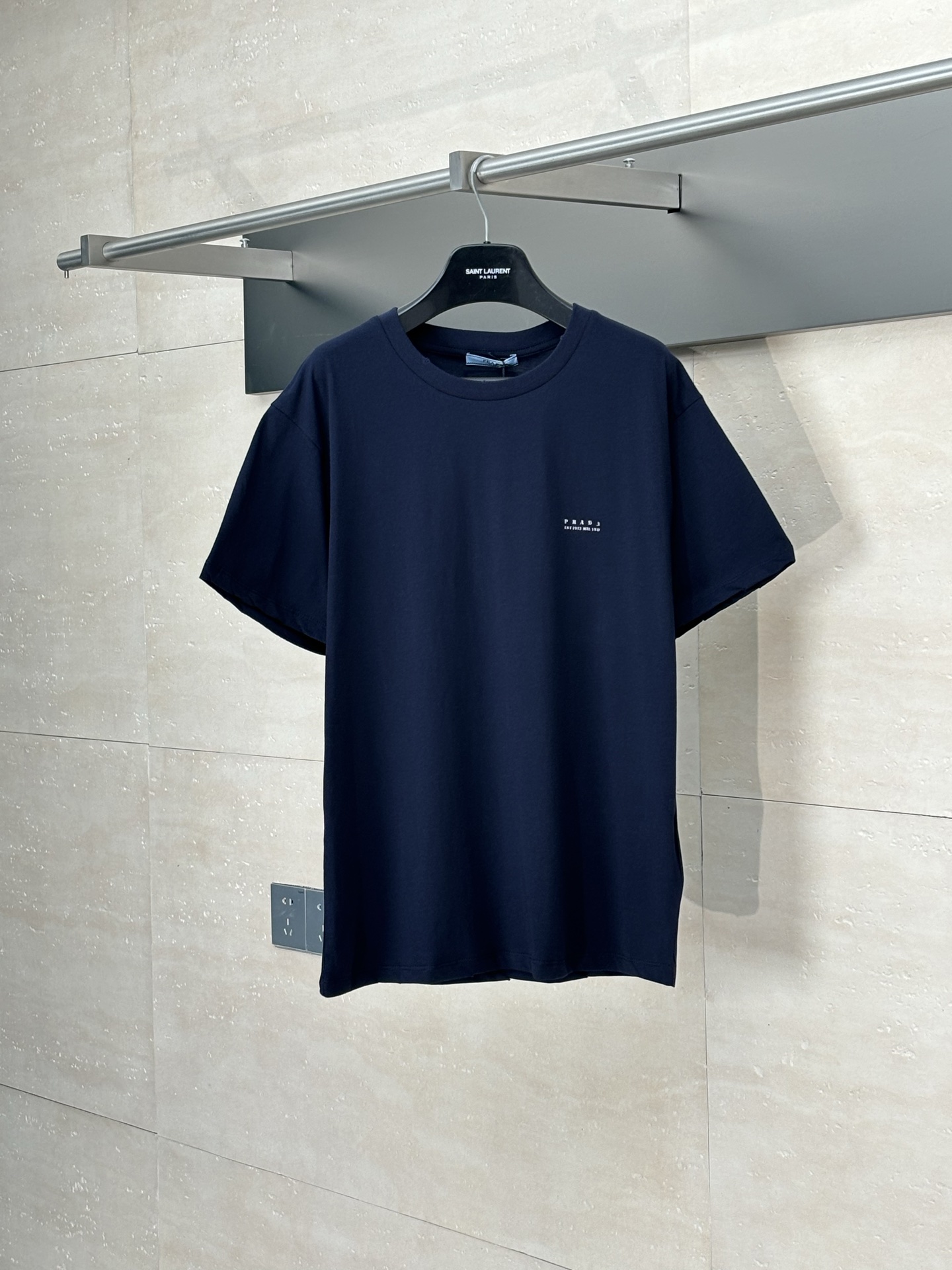 PRADA 프라다 반팔 티셔츠 의류