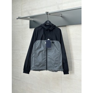 PRADA 프라다 삼각 로고 윈드브레이커 바람막이 자켓 의류