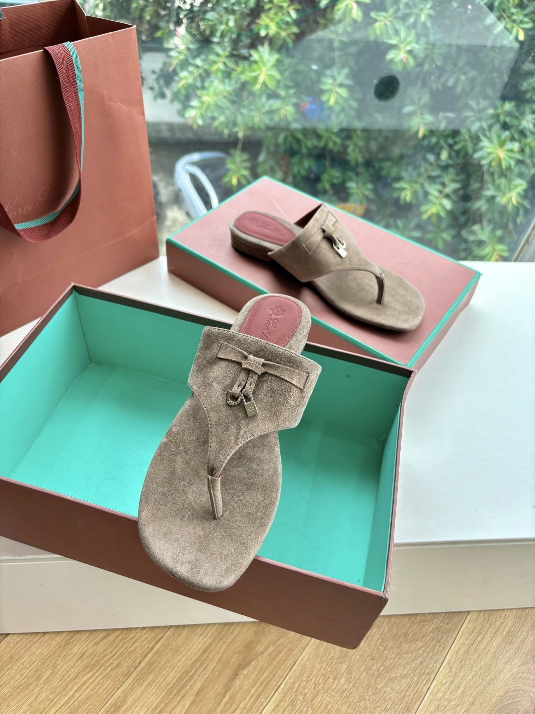 Loro Piana 로로피아나 럭셔리 플립플랍 샌들 신발