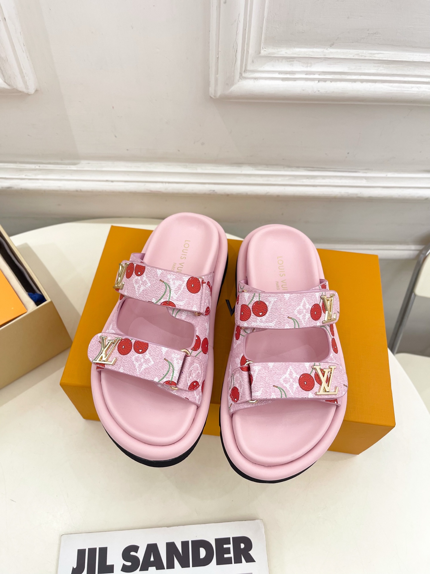 LV 루이비통 더블 스트랩 벨크로 슬리퍼 샌들 신발