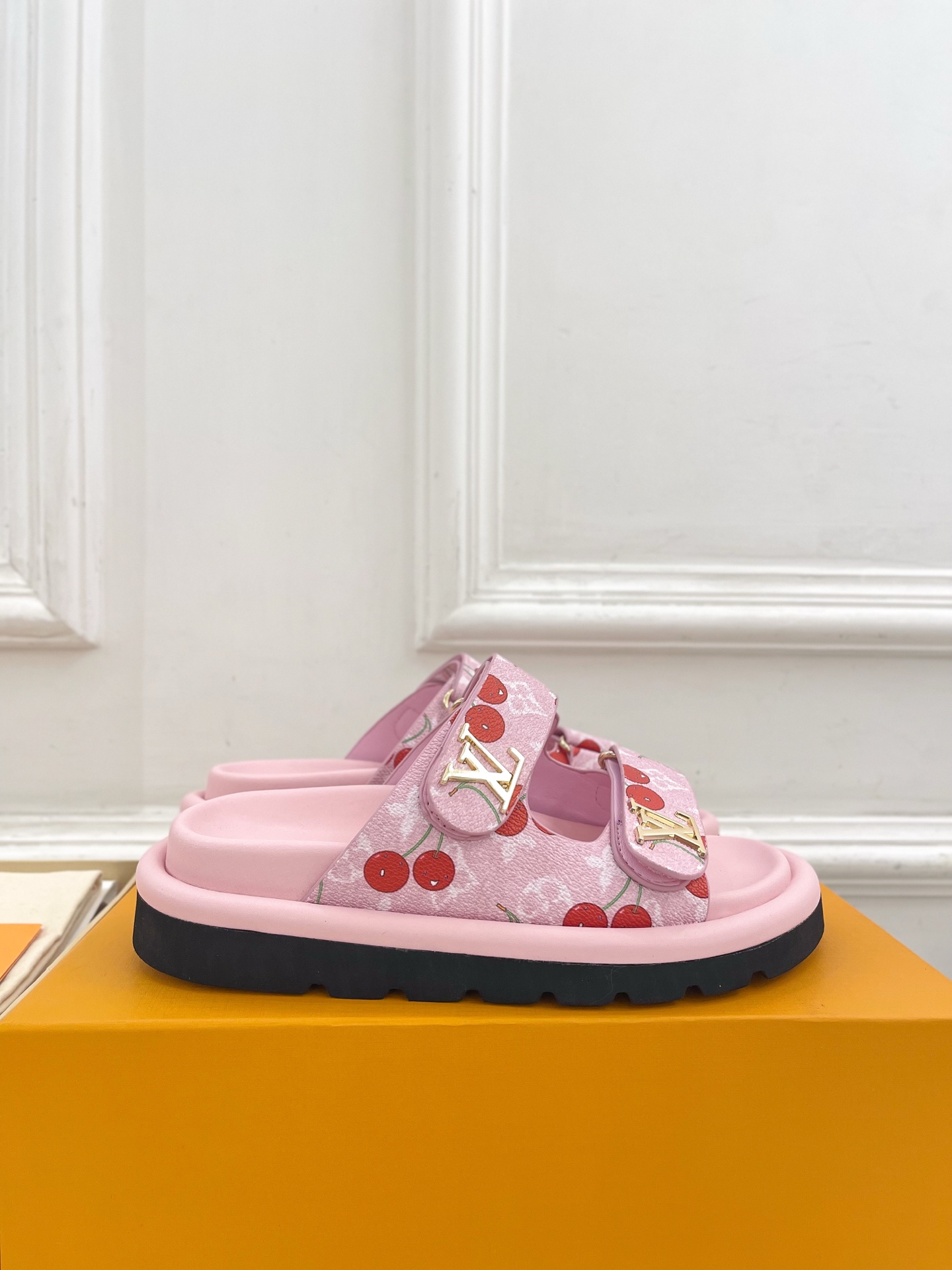 LV 루이비통 더블 스트랩 벨크로 슬리퍼 샌들 신발