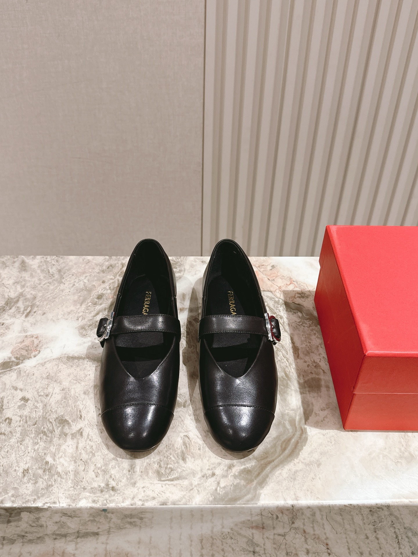 Ferragamo 페라가모 발레리나 플랫 슈즈 신발