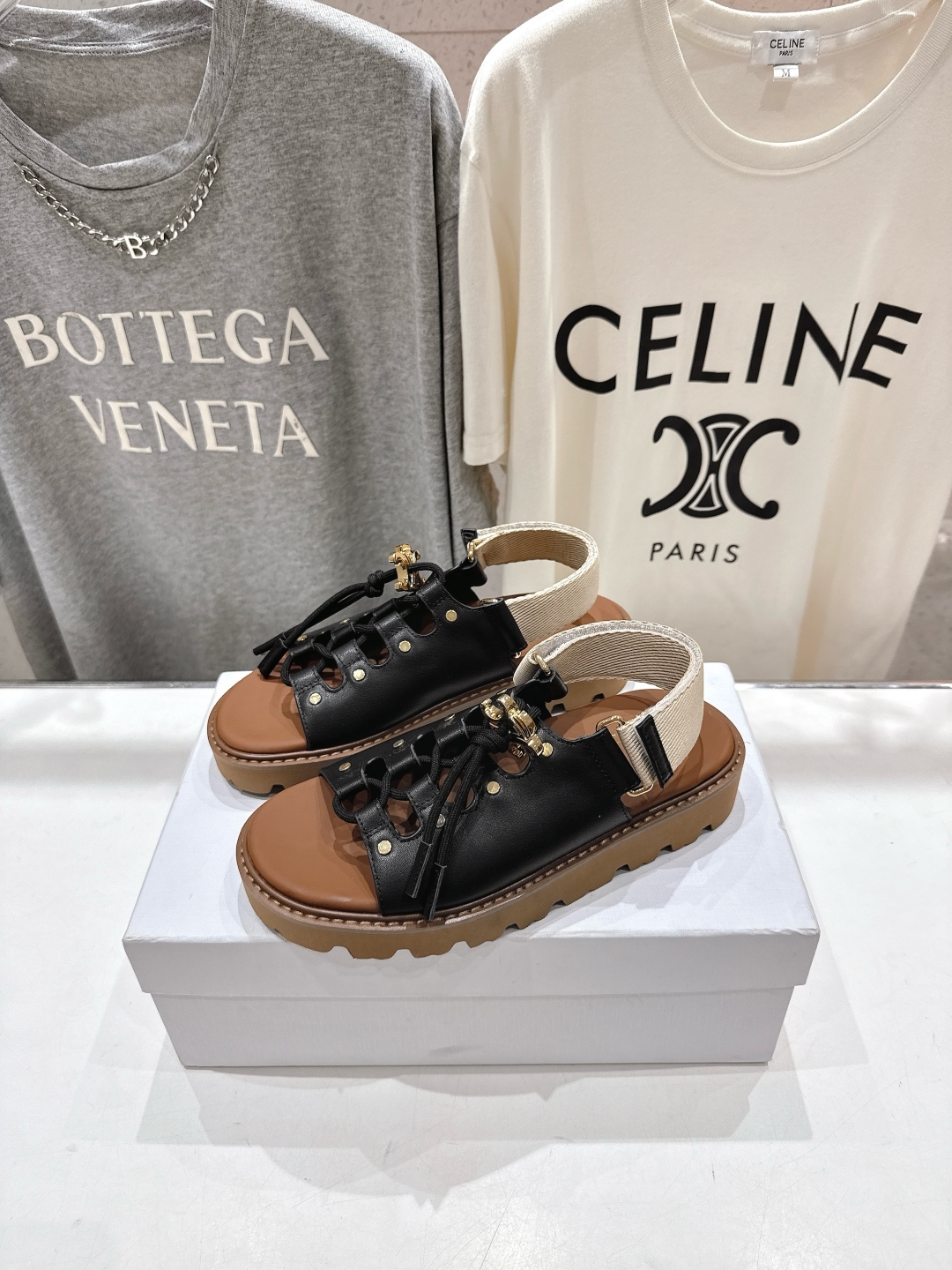 Celine 셀린느 로마 스타일 플랫 샌들 슬리퍼 신발