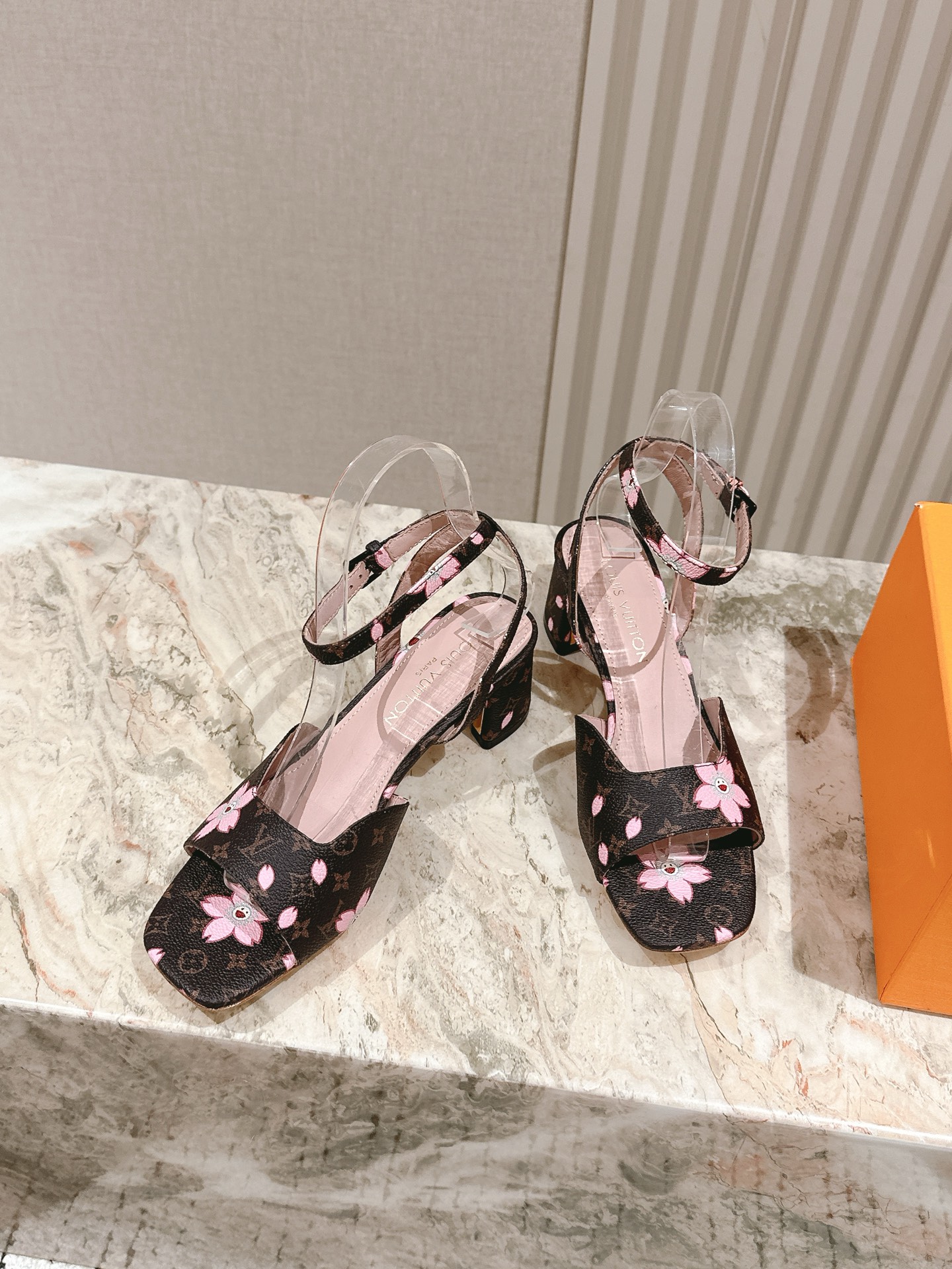 LV 루이비통 메리제인 슈즈 굽 샌들 신발