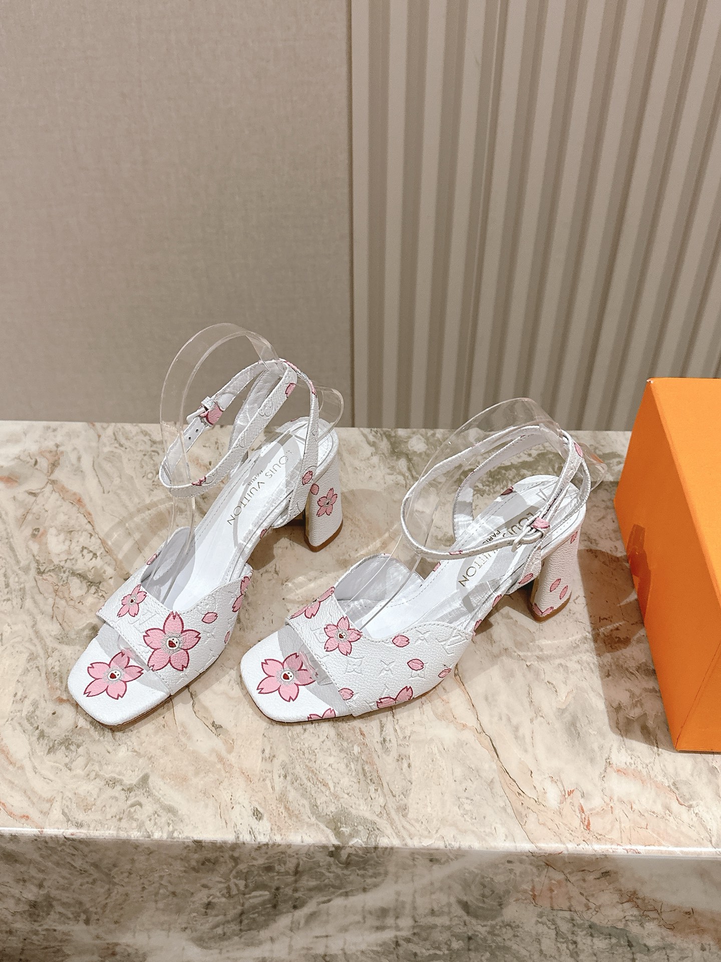 LV 루이비통 메리제인 슈즈 굽 샌들 신발