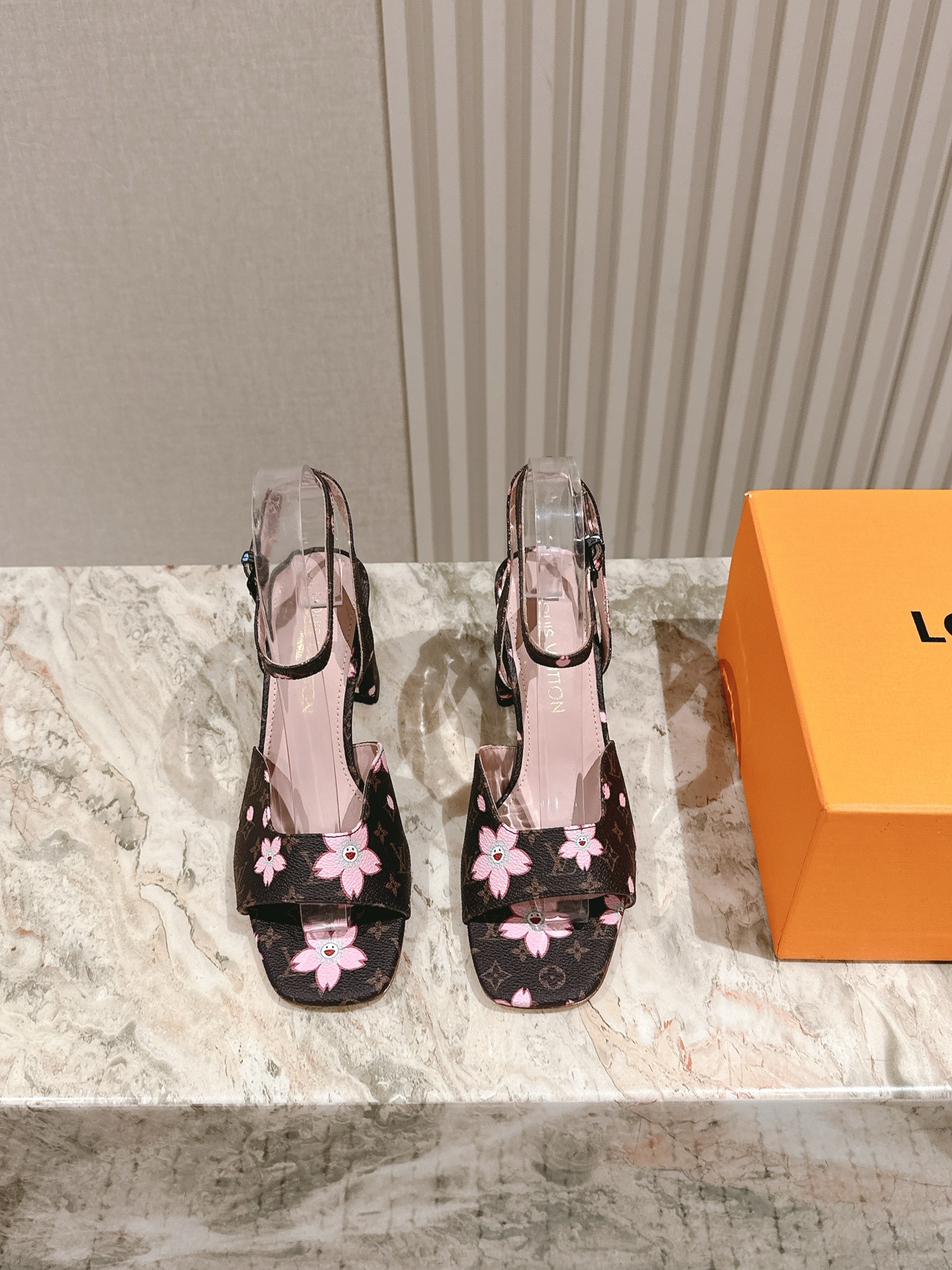 LV 루이비통 메리제인 슈즈 굽 샌들 신발