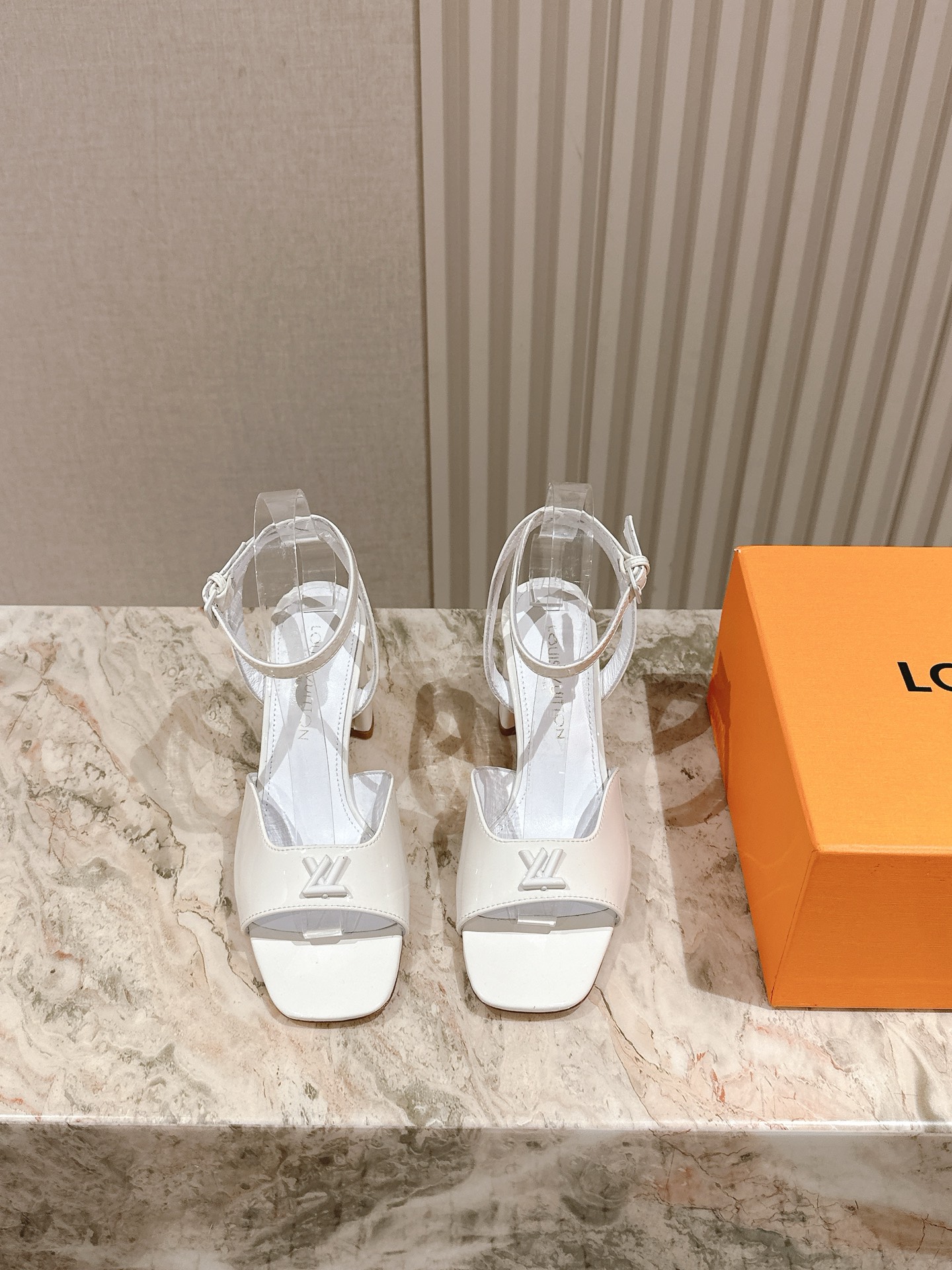 LV 루이비통 메리제인 슈즈 굽 샌들 신발