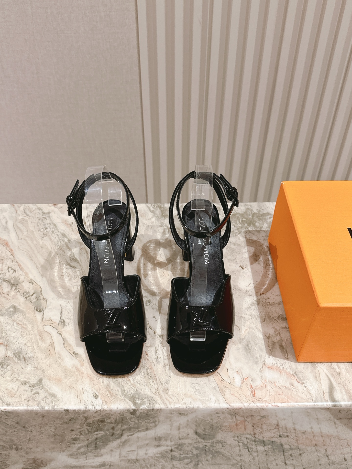 LV 루이비통 메리제인 슈즈 굽 샌들 신발