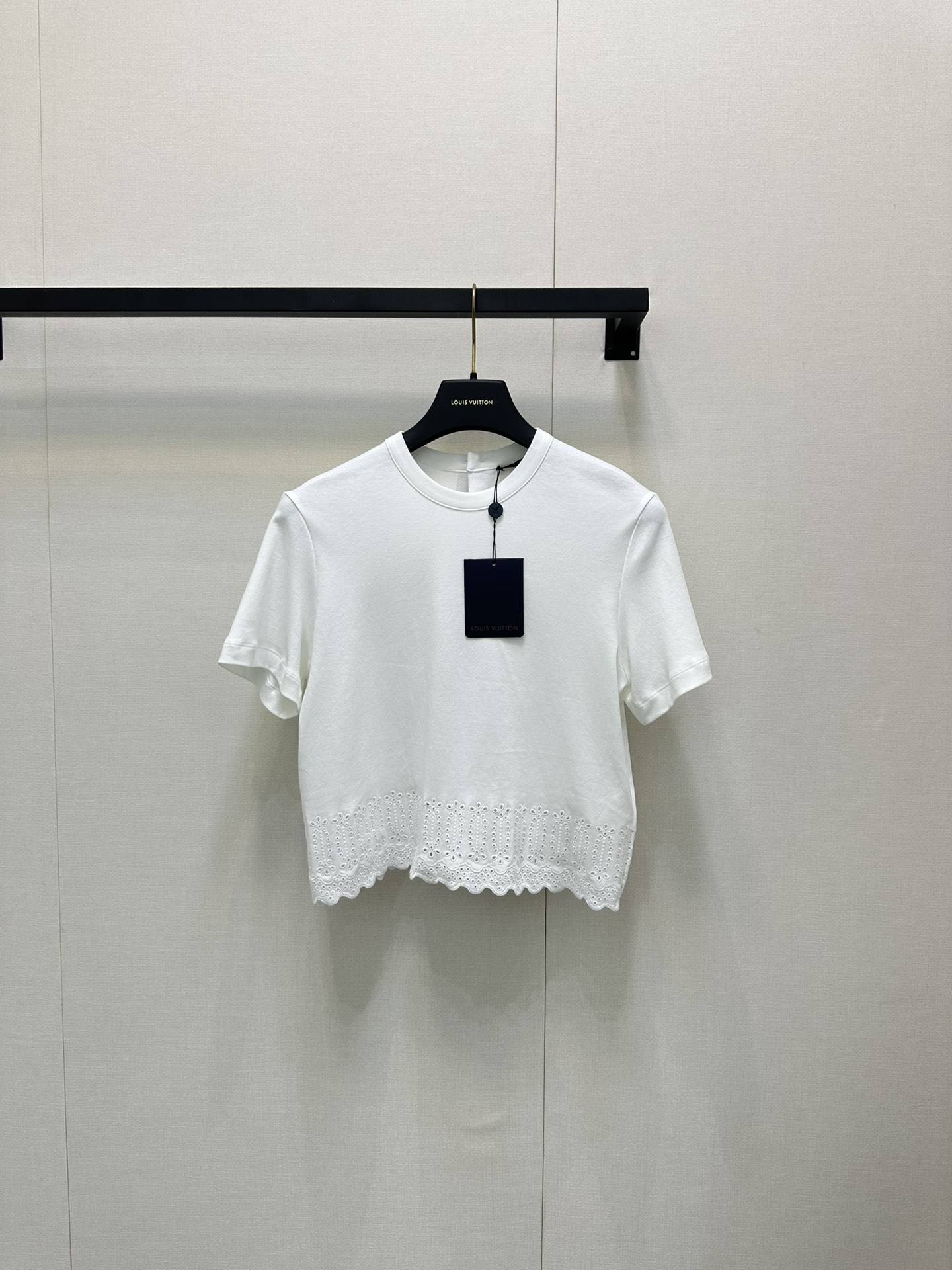 Louis Vuitton LV 루이비통 플라워 자수 크롭 티셔츠 의류